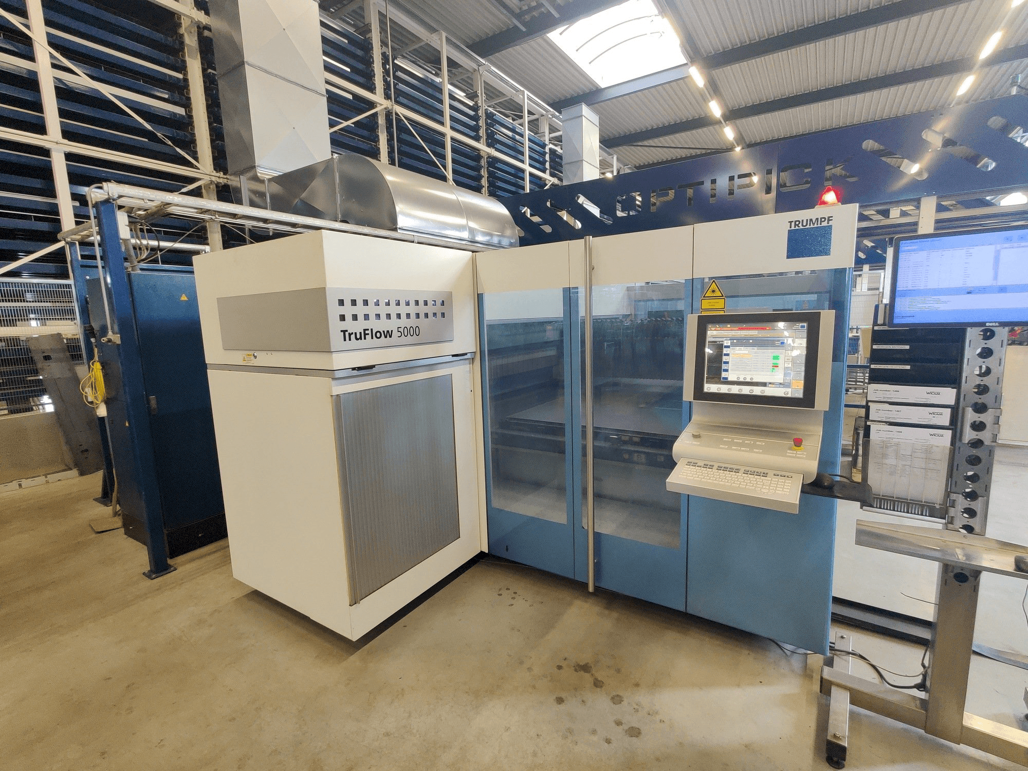 Masina Trumpf TruLaser 3030 eestvaade