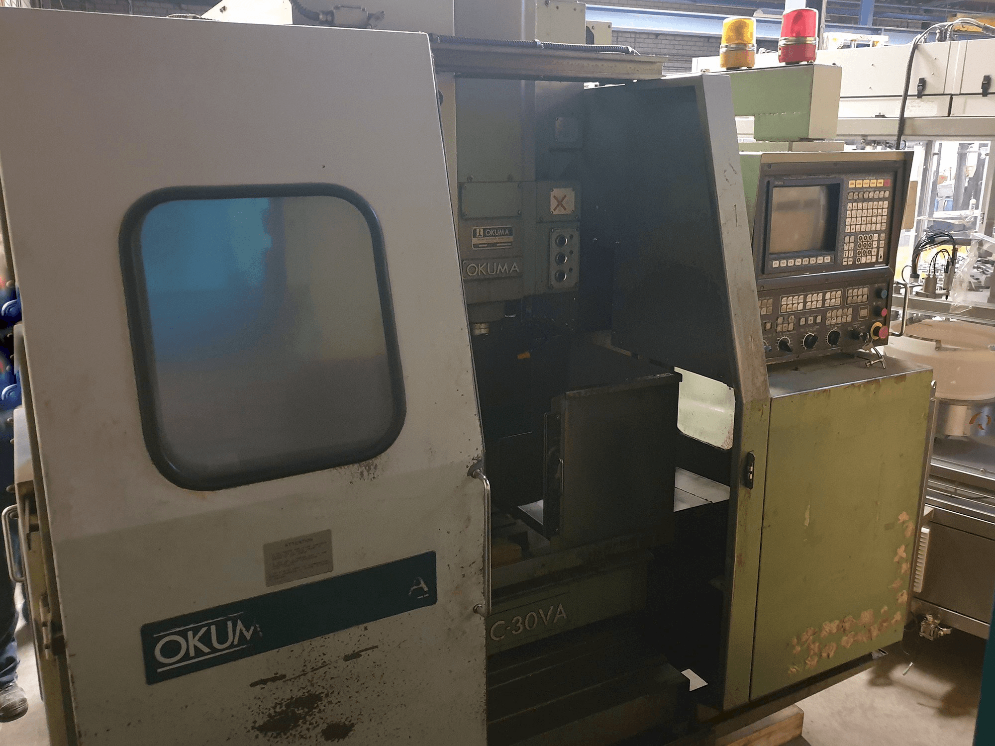 Masinavaade Okuma MC-30VA vasakult