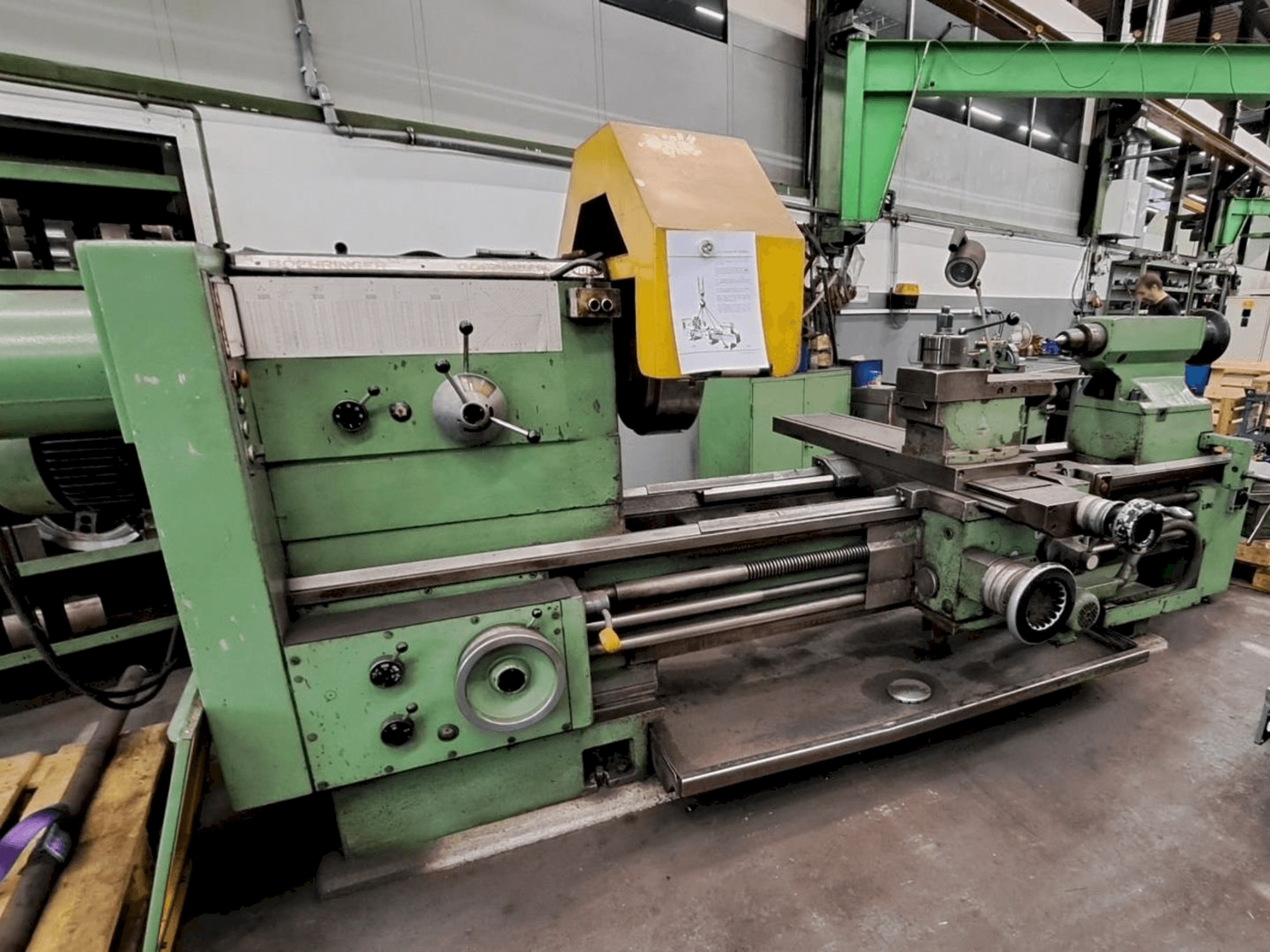 Masina BOEHRINGER VDF V 800 eestvaade