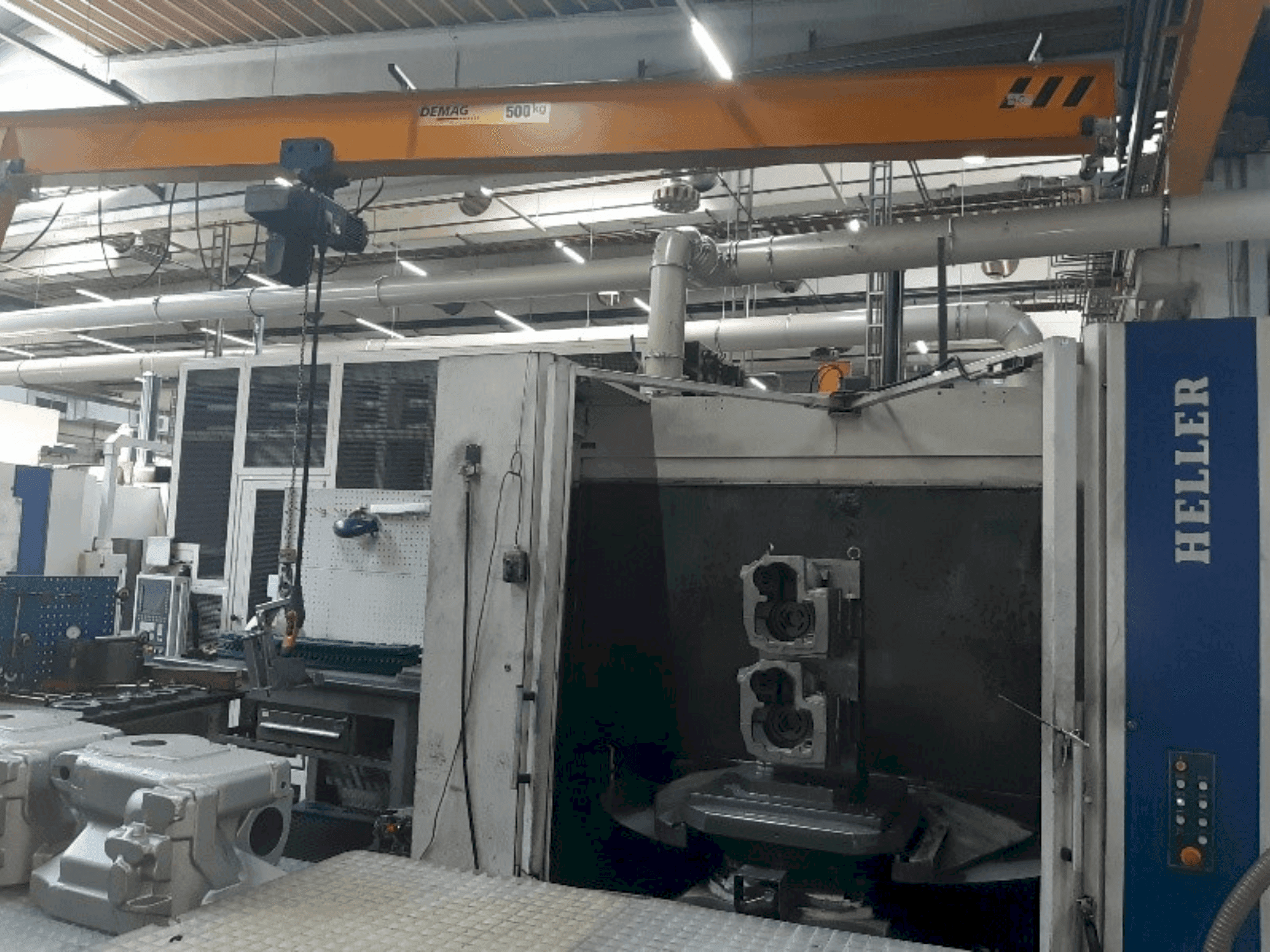 Masina HELLER MCH 350 eestvaade