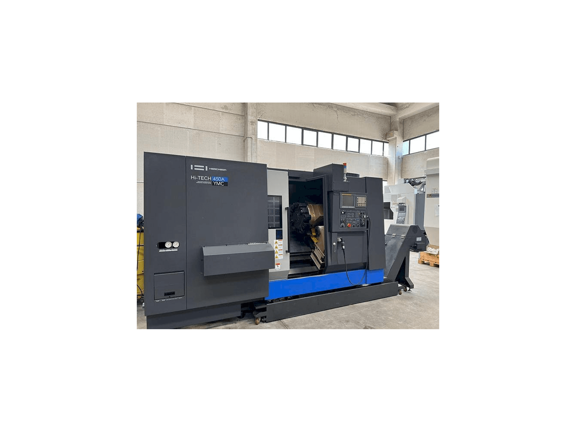 Masina HWACHEON HI-ECO 450A YMC eestvaade