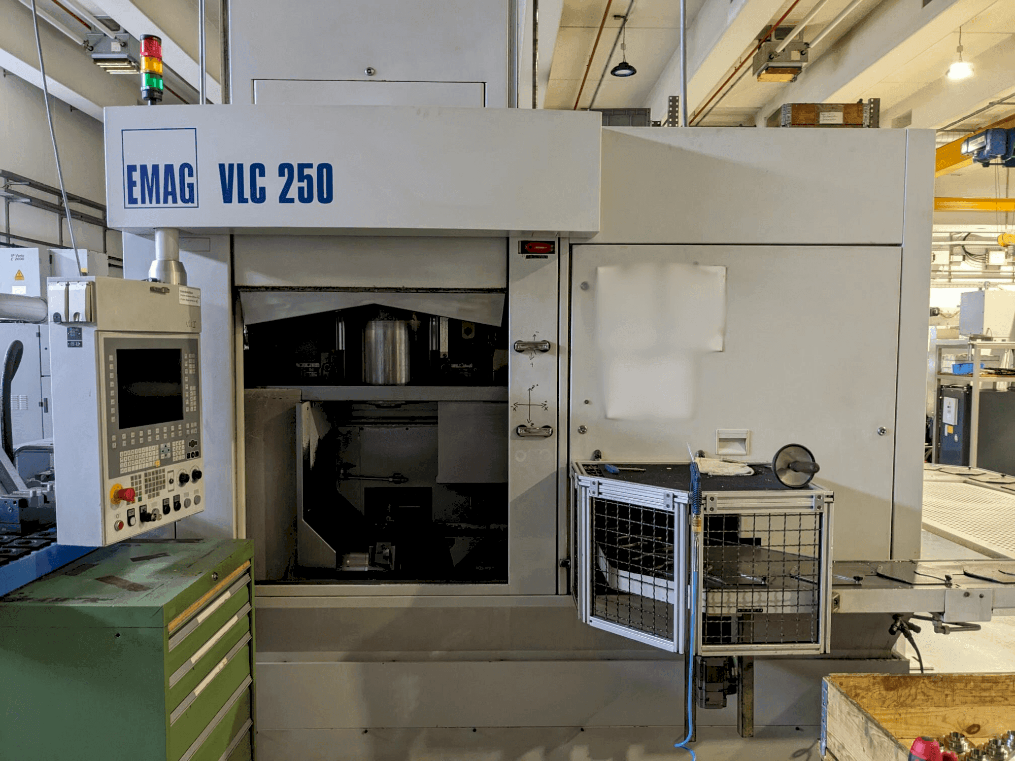 Masina EMAG VLC 250 eestvaade