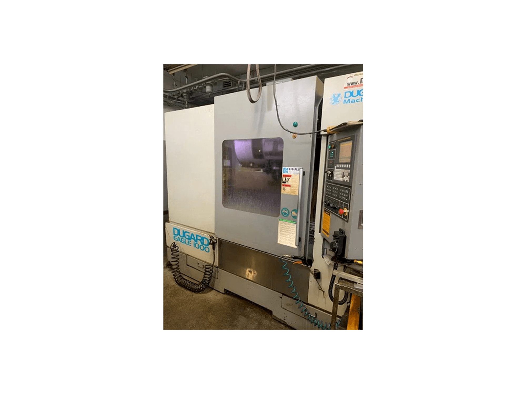 Masina Dugard Eagle 1000 eestvaade