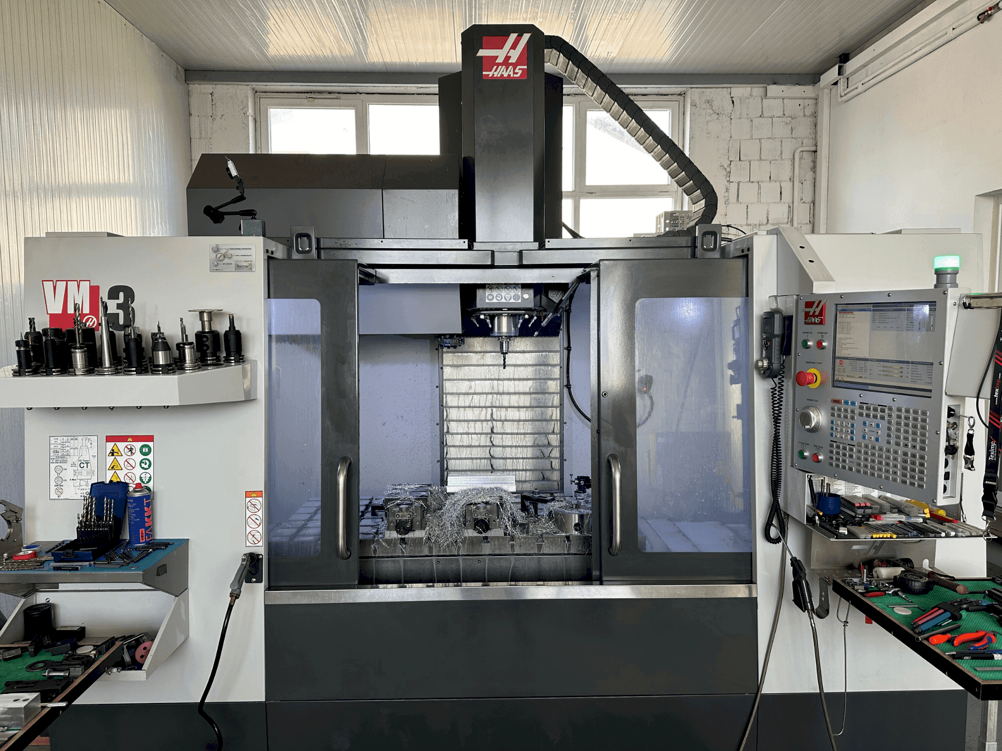 Masina HAAS VM-3 eestvaade