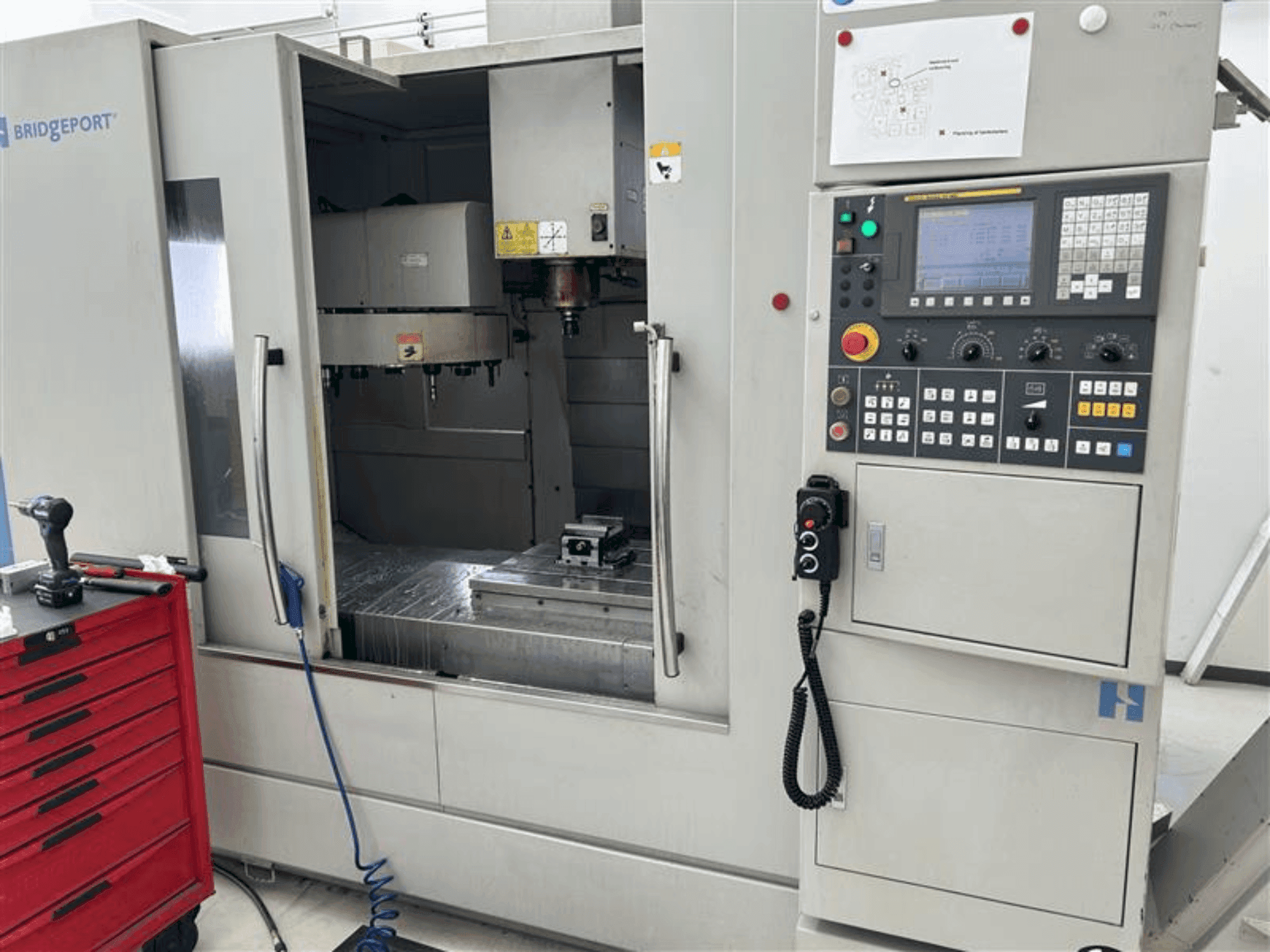 Masina Bridgeport GX 1000 eestvaade
