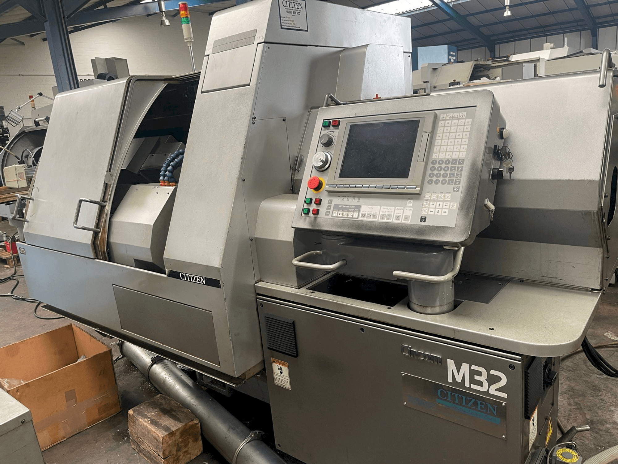 Masina Citizen M-32V eestvaade