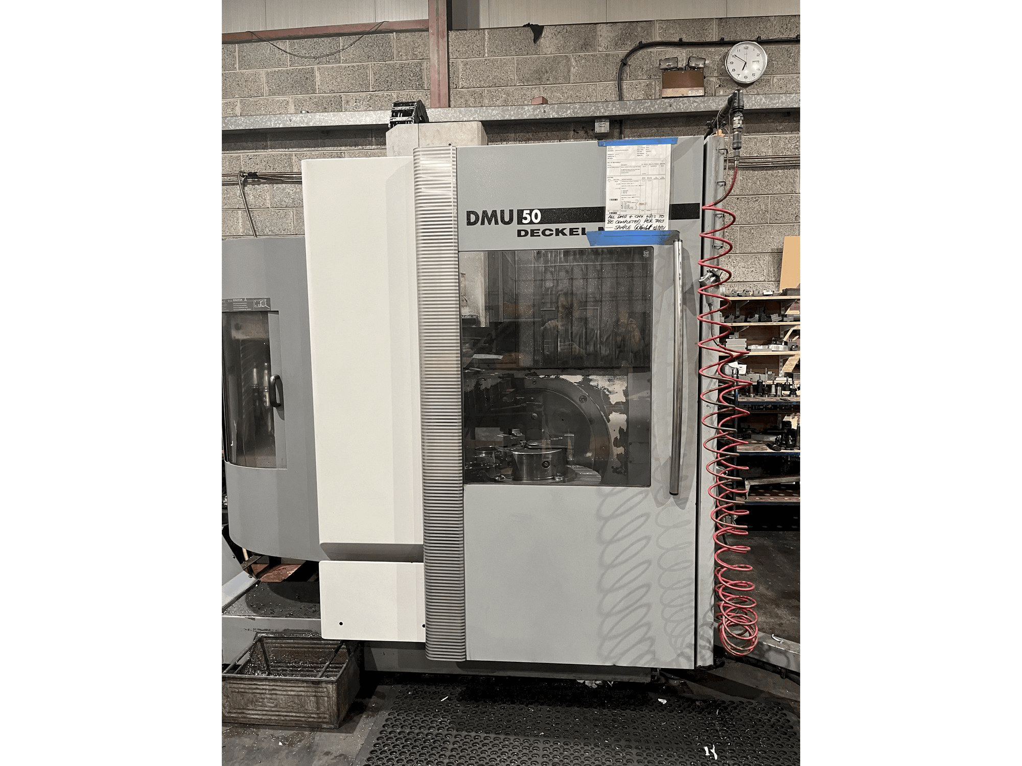 Masina DECKEL MAHO DMU 50 eestvaade