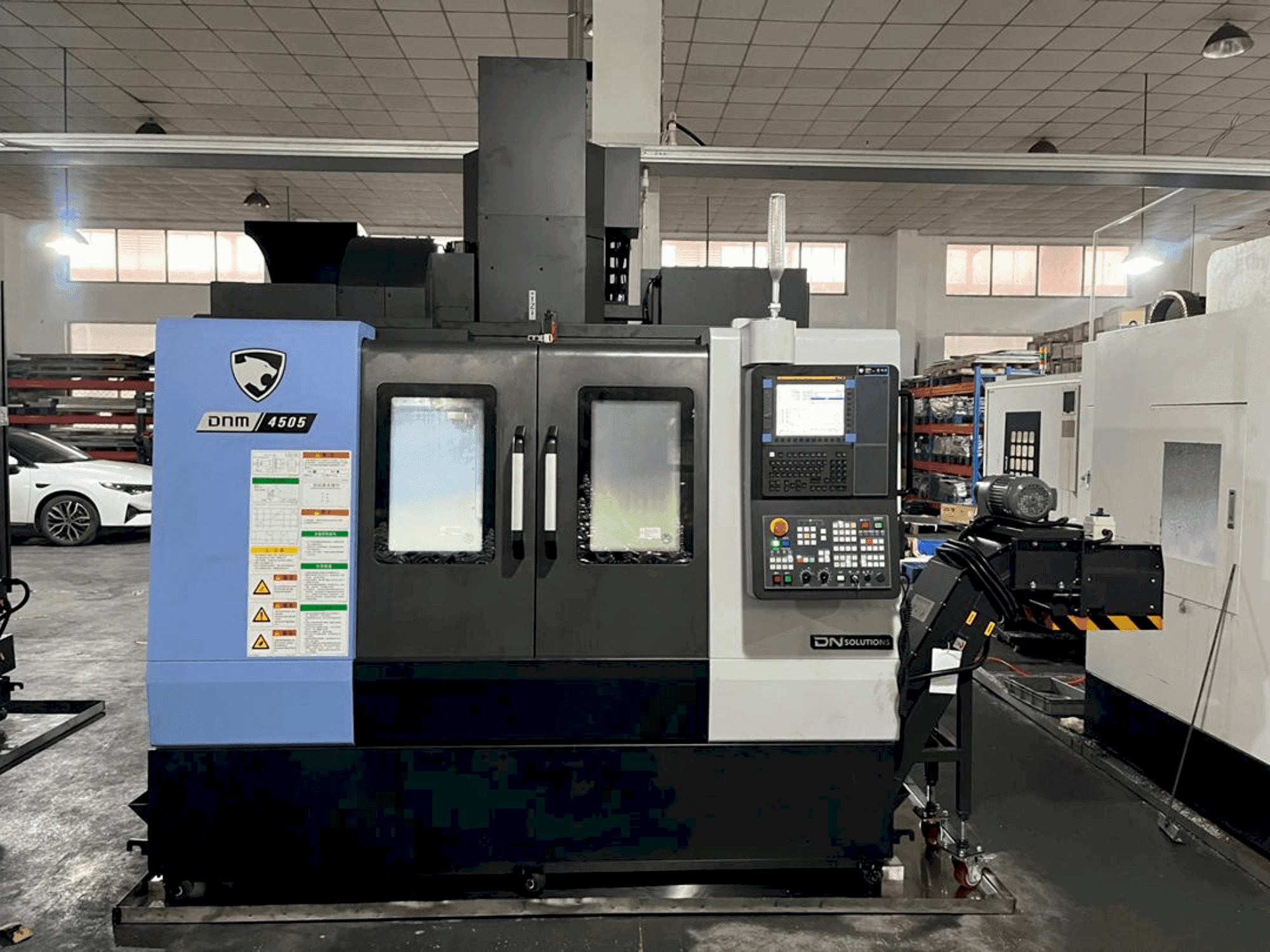 Masina DOOSAN dnm 4505 (2024) eestvaade