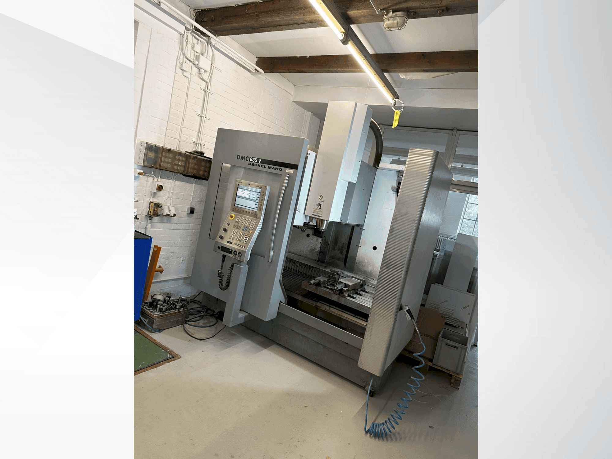 Masina DECKEL DMC 835 V eestvaade