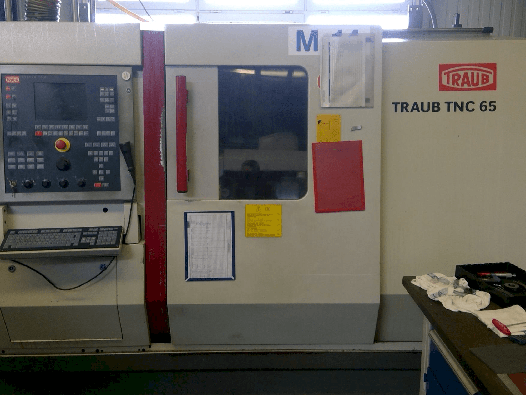 Masina TRAUB TNC 42/65 eestvaade