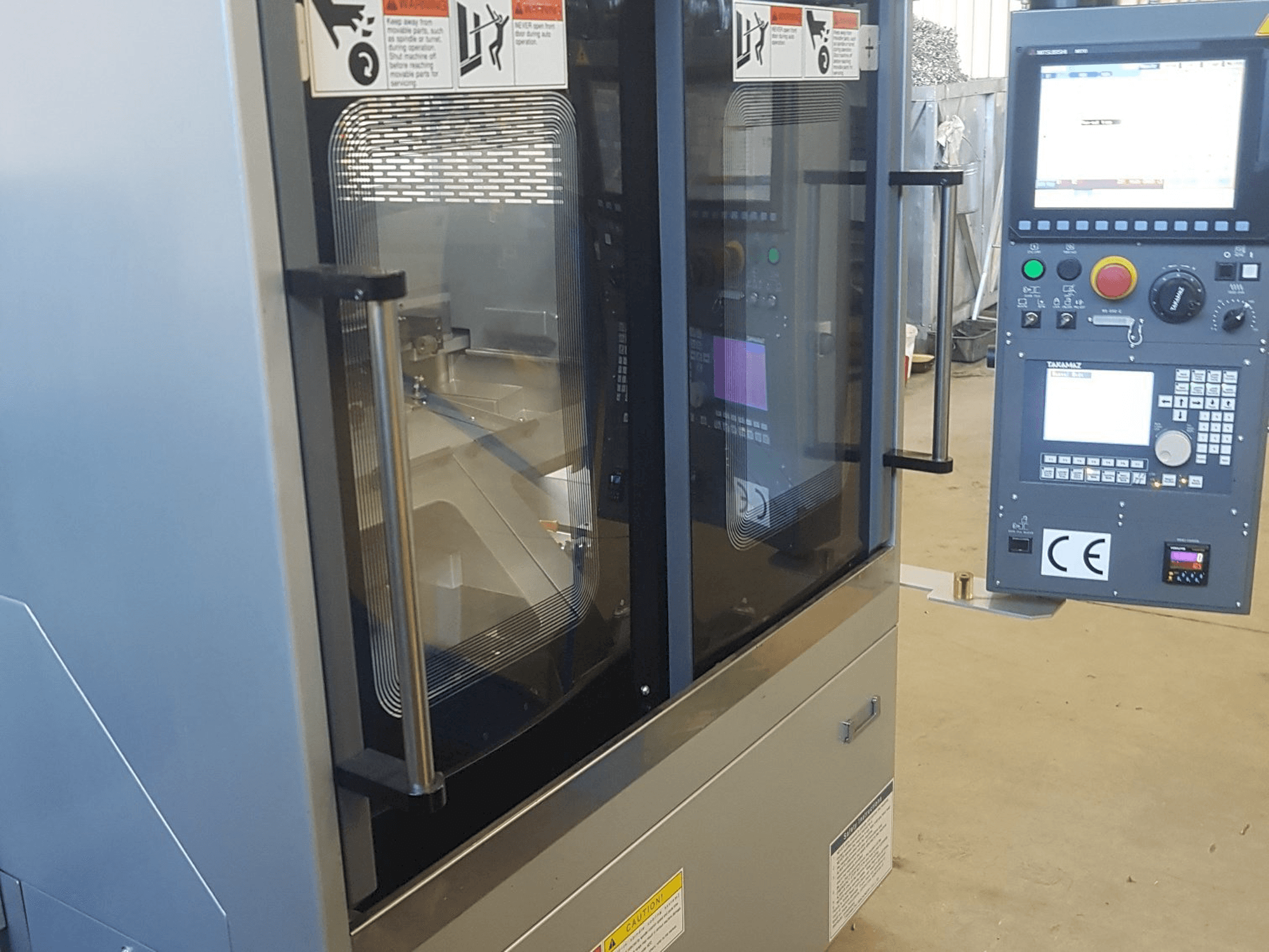 Masina Takamaz XW-30 Plus eestvaade