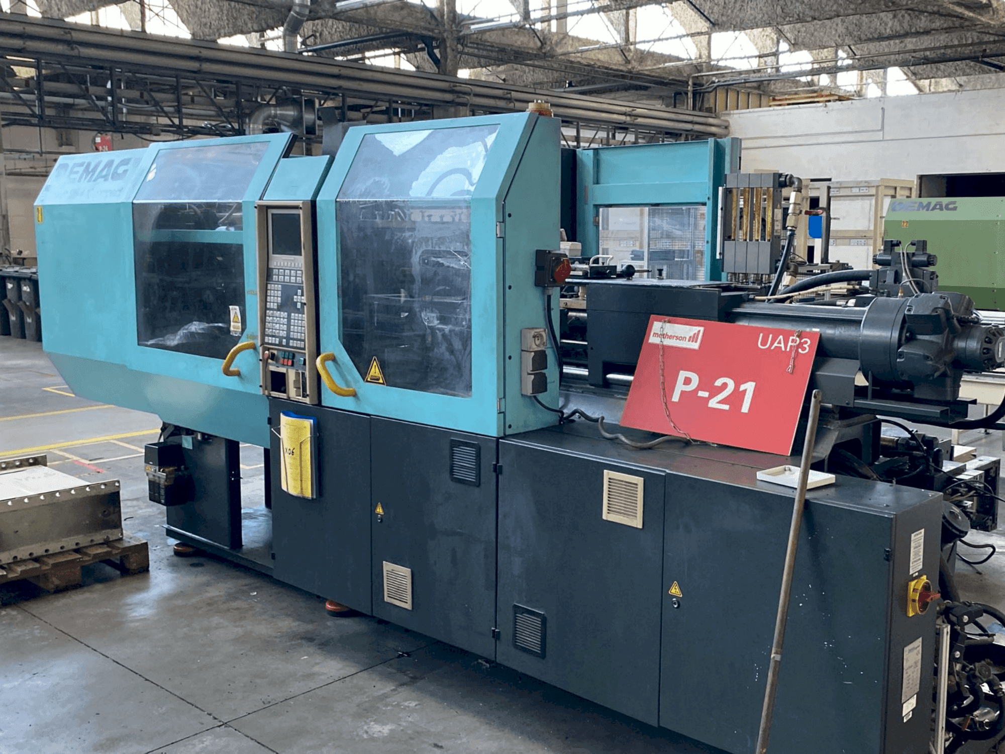 Masina DEMAG Ergotech Compact 125-440 eestvaade
