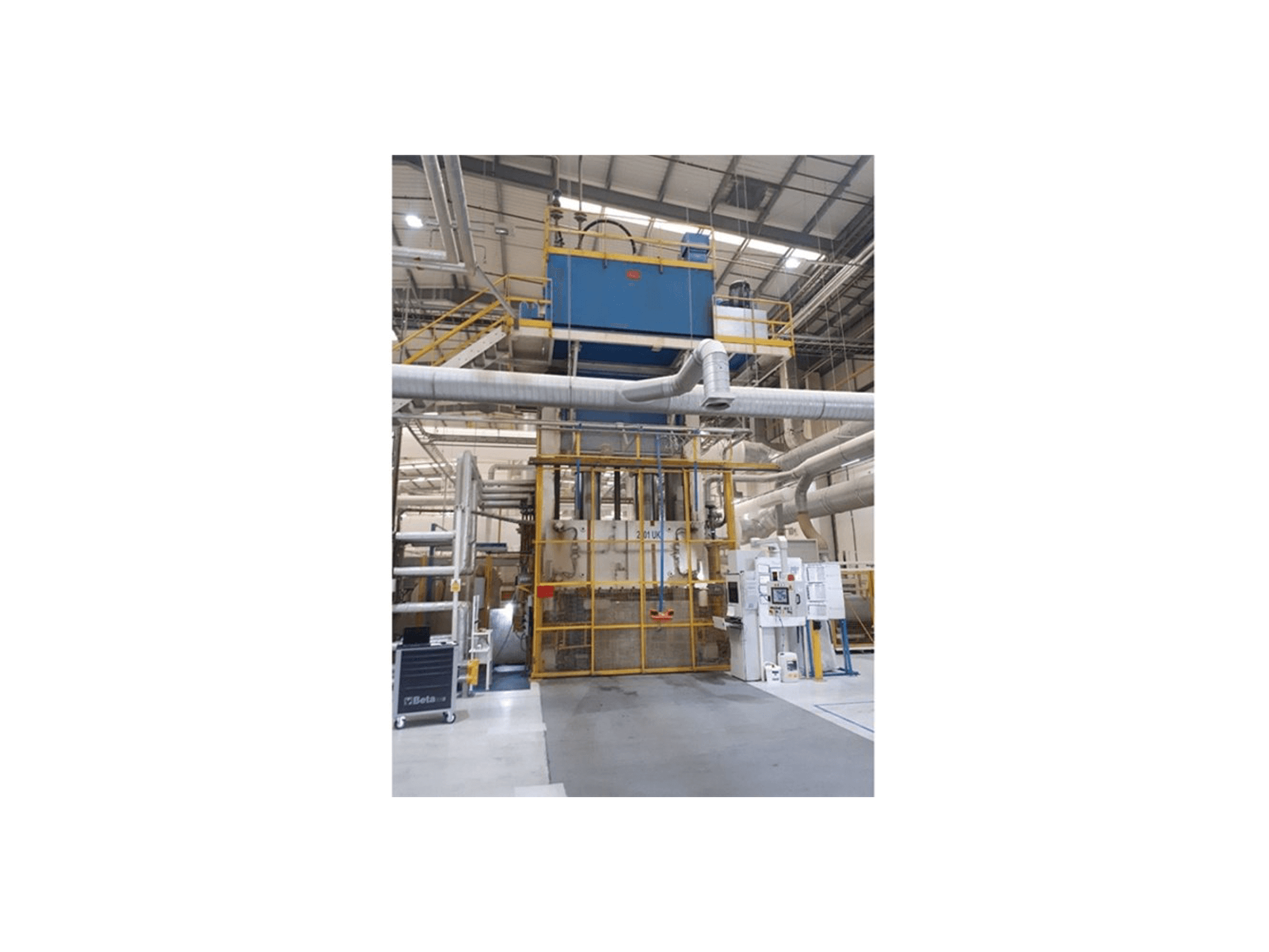 Masina Pinette 2000 Ton eestvaade