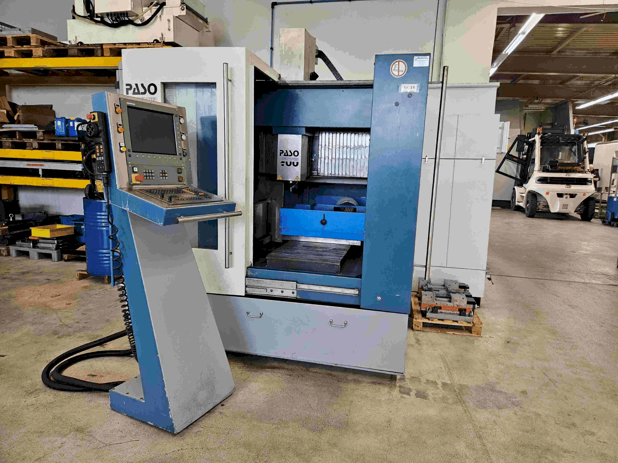 Masina PASO PS400 (2004) eestvaade