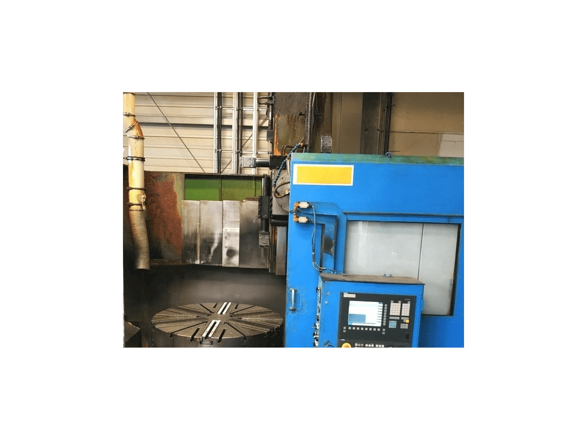 Masina Carnaghi AT 1400 eestvaade