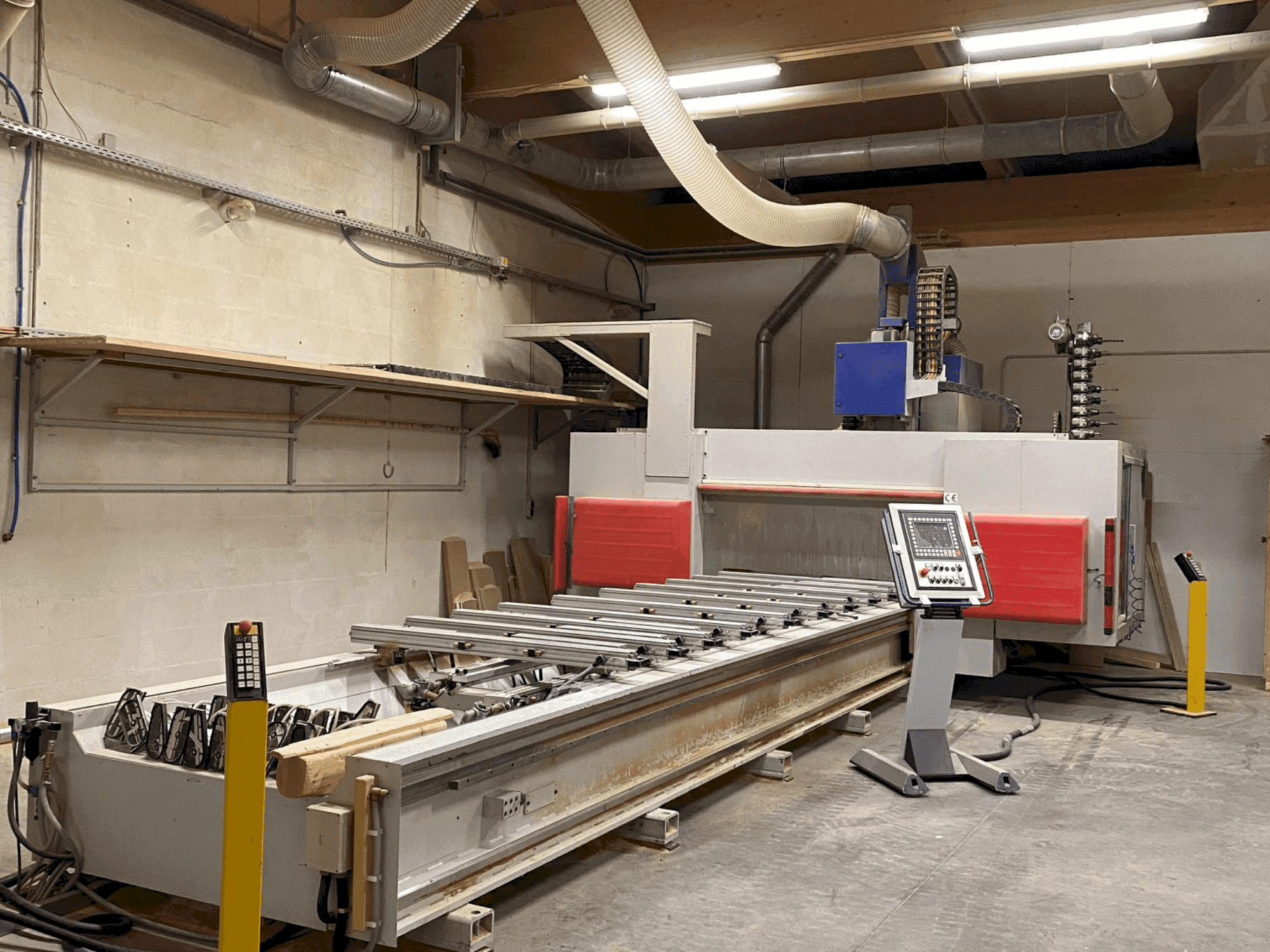 Masina MAKA FPM 470 eestvaade