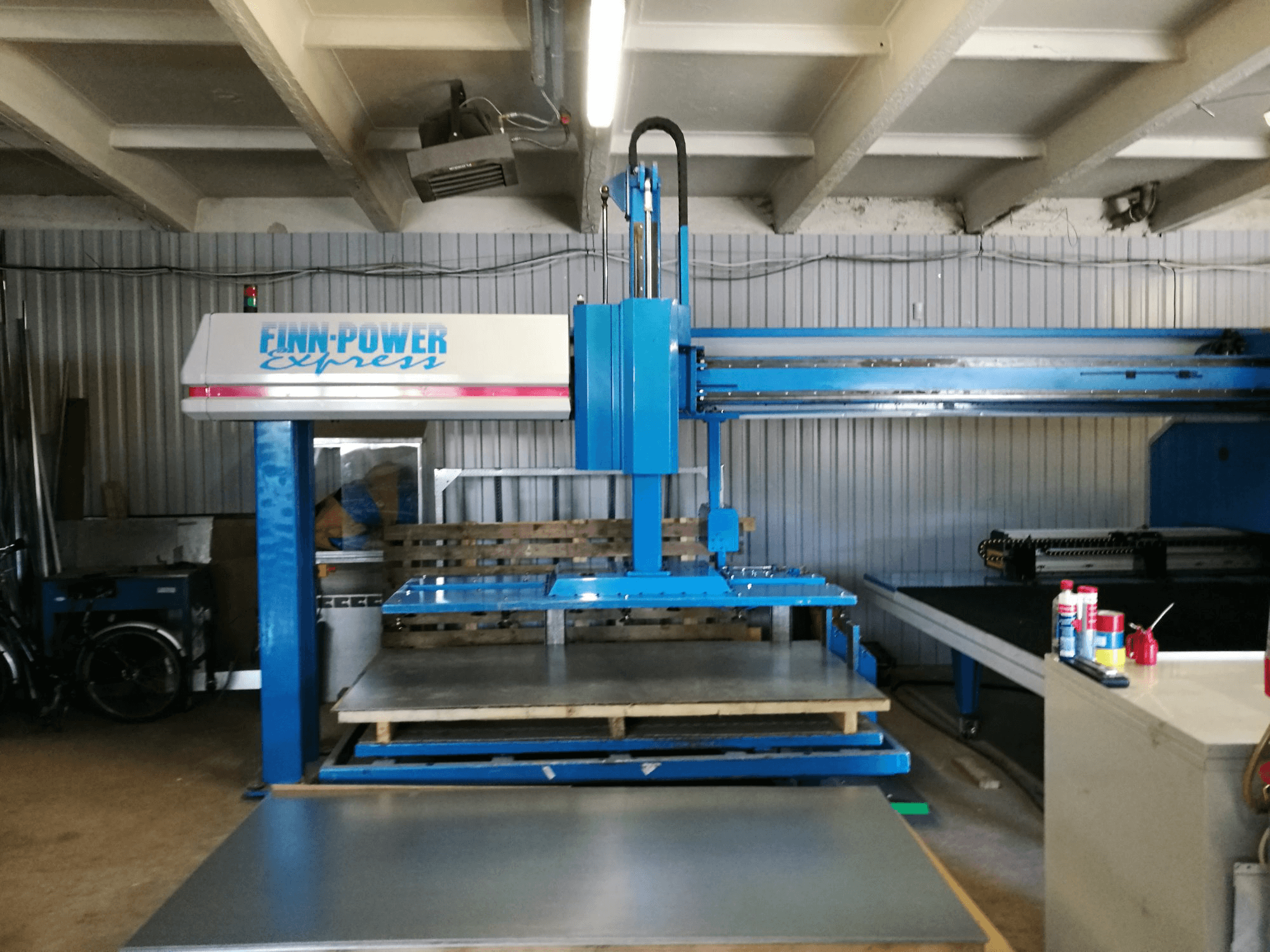 Masina Finn-Power A5-20 SB eestvaade