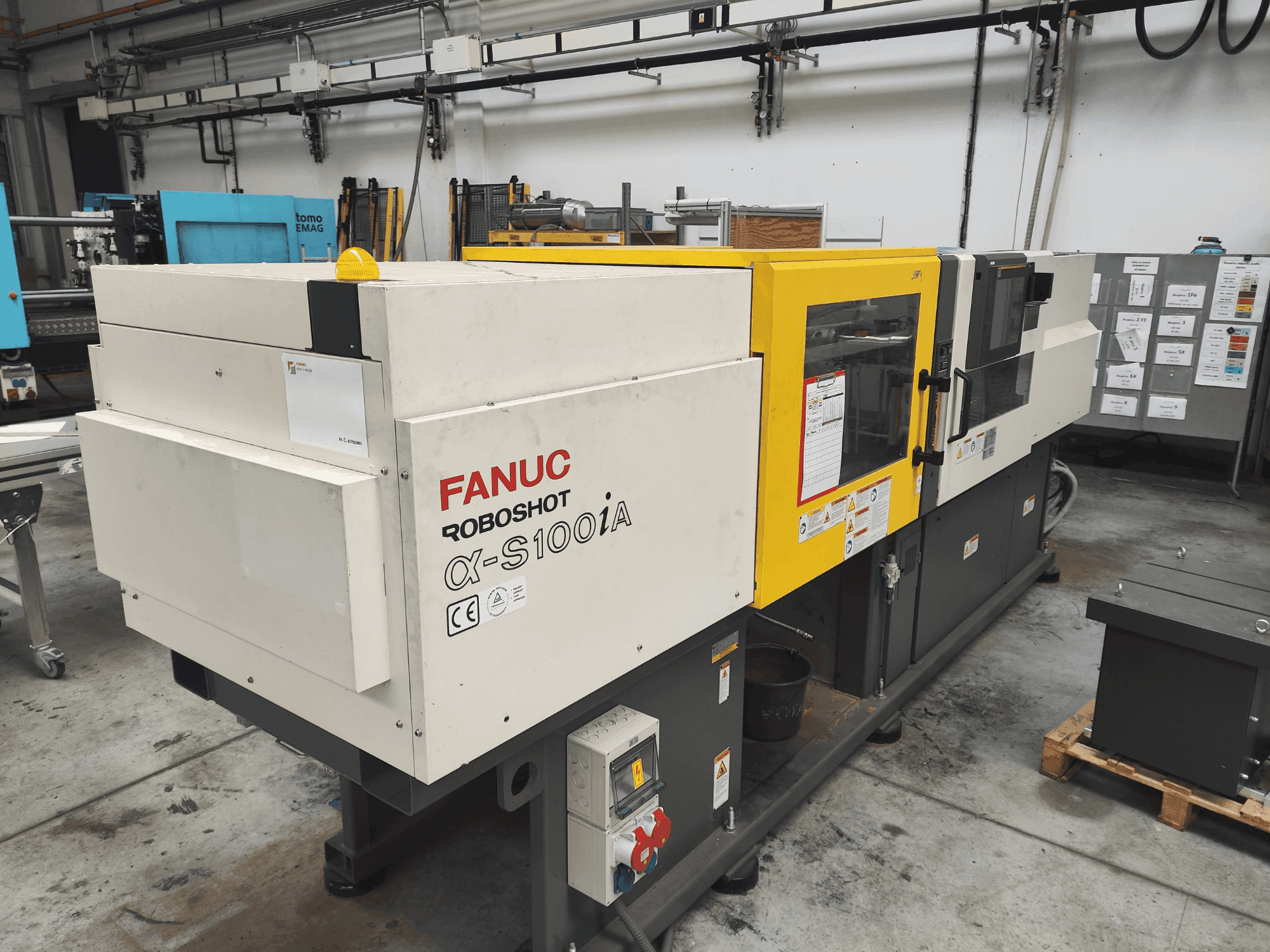 Masina FANUC α-S100A eestvaade