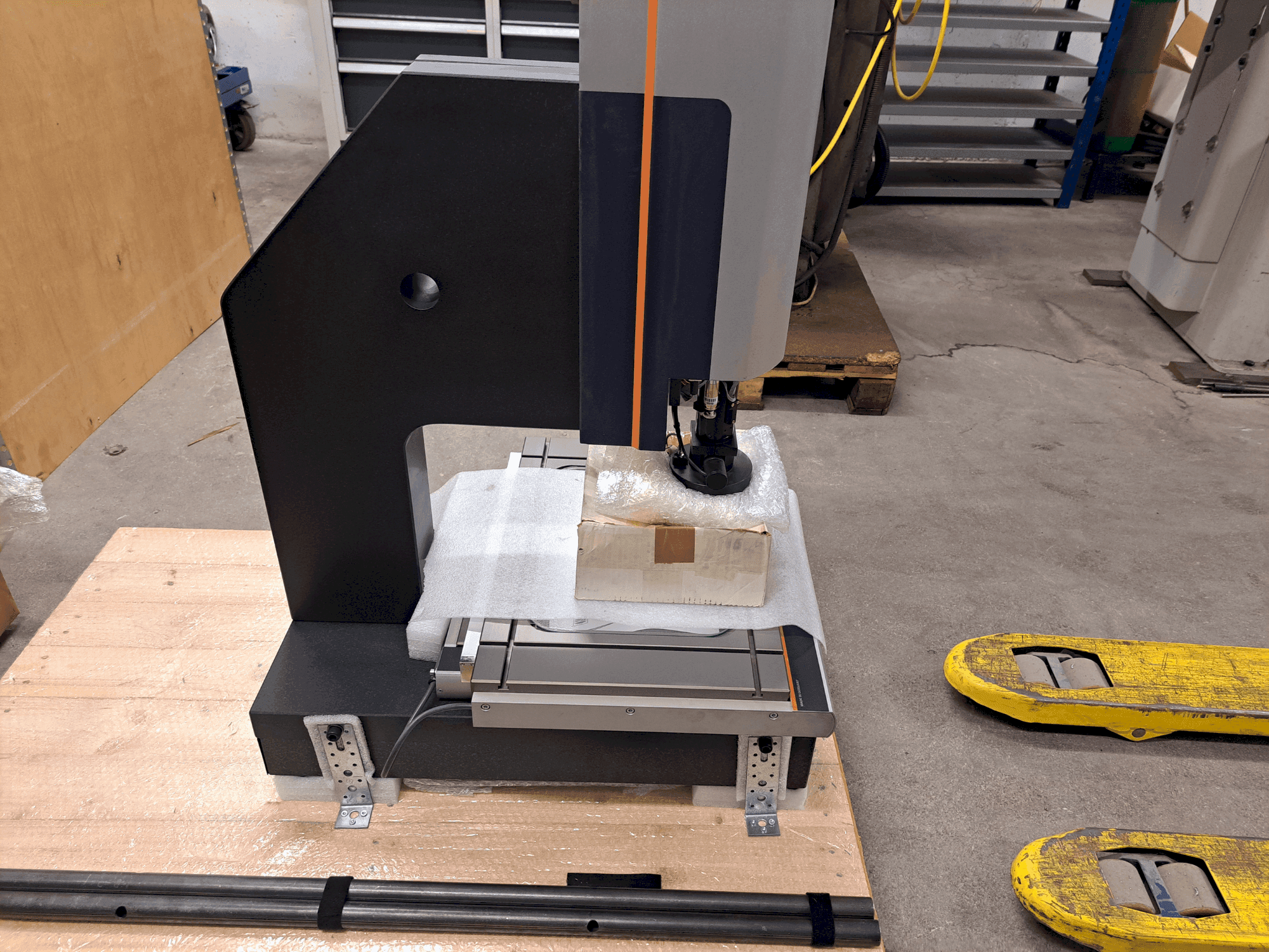 Masina HEINRICH SCHNEIDER MM1-300 CNC MZ TP20 eestvaade