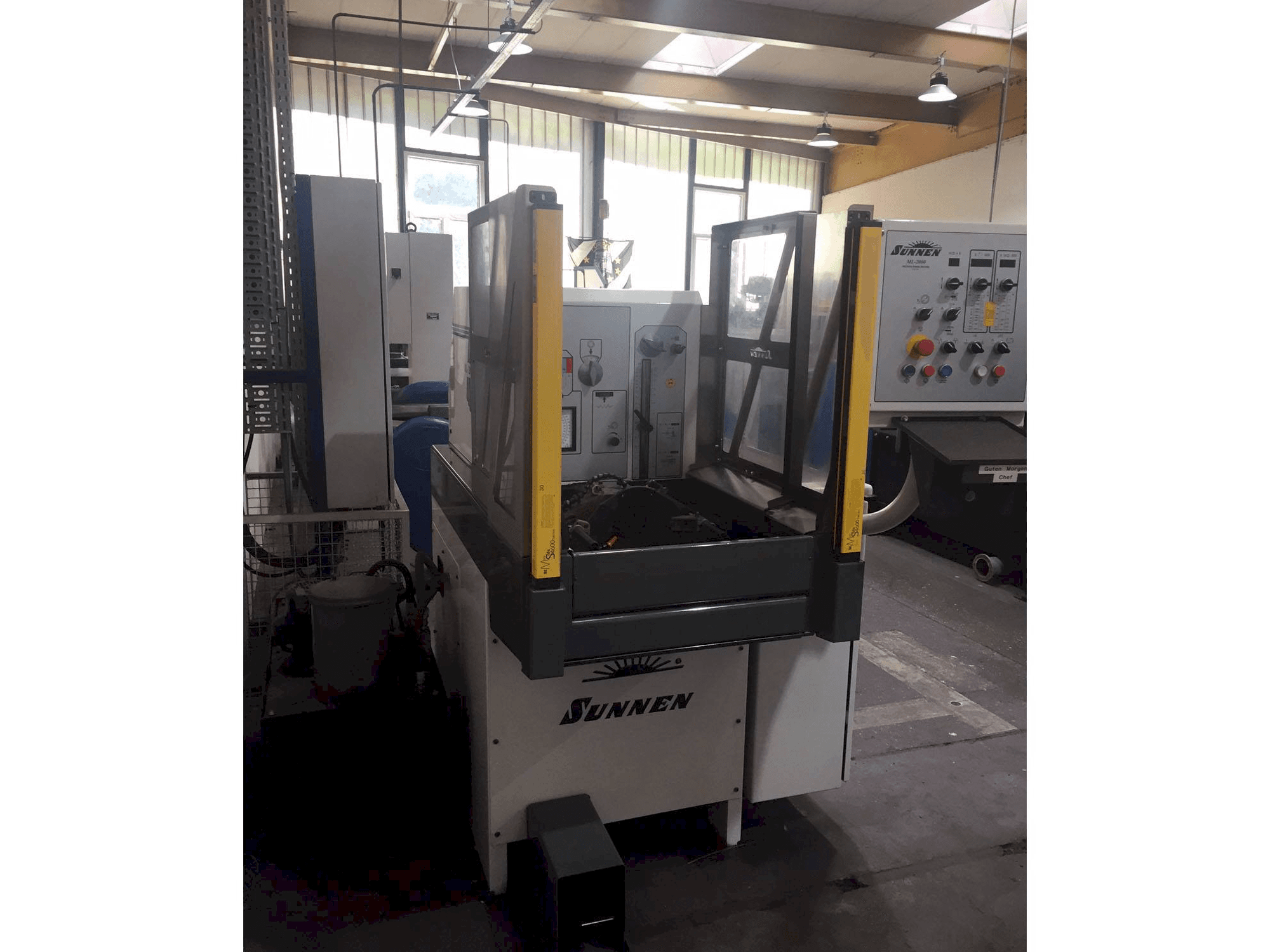 Masina Sunnen ML-2000 eestvaade