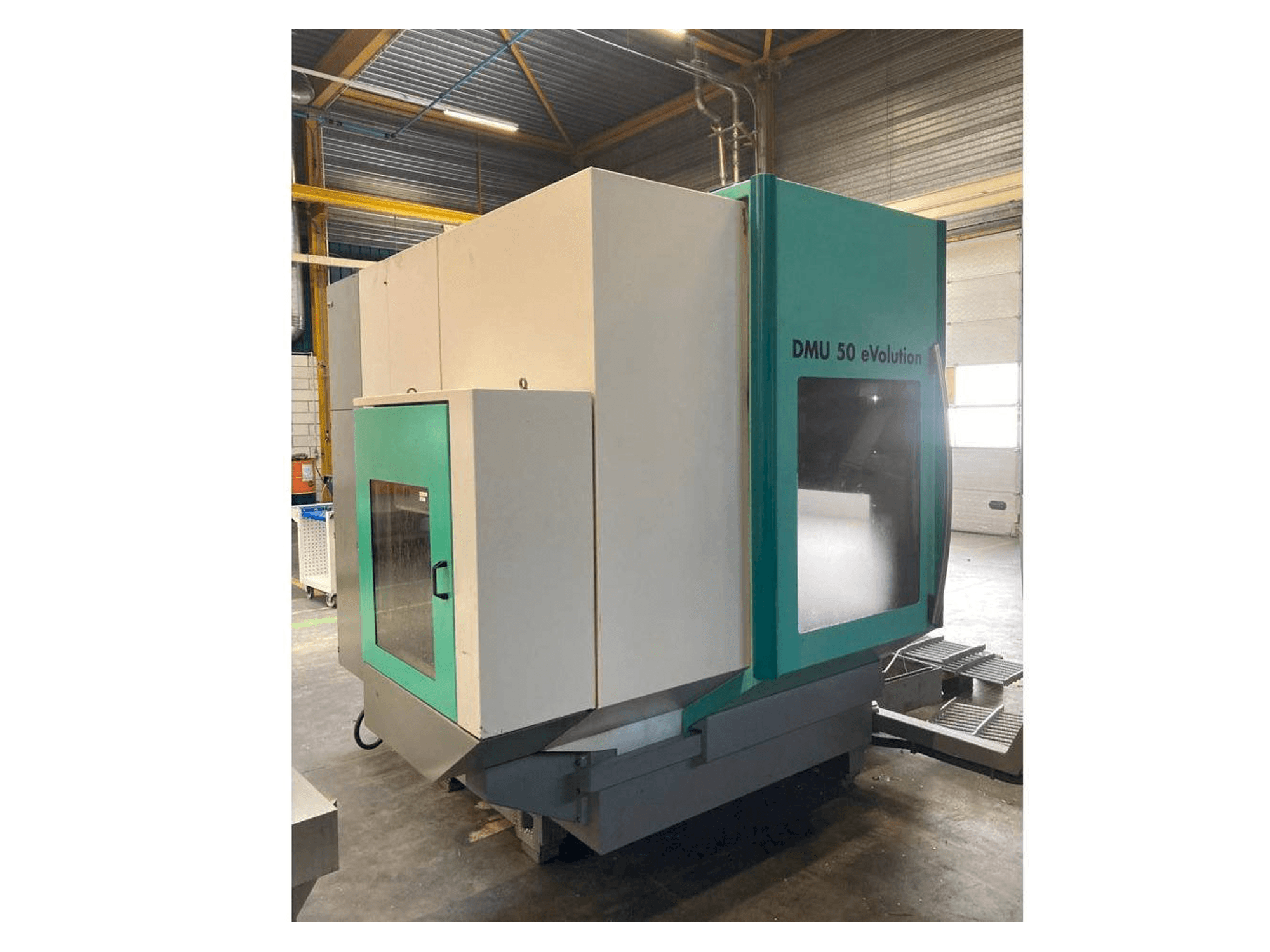 Masina DECKEL MAHO DMG 50Evo eestvaade