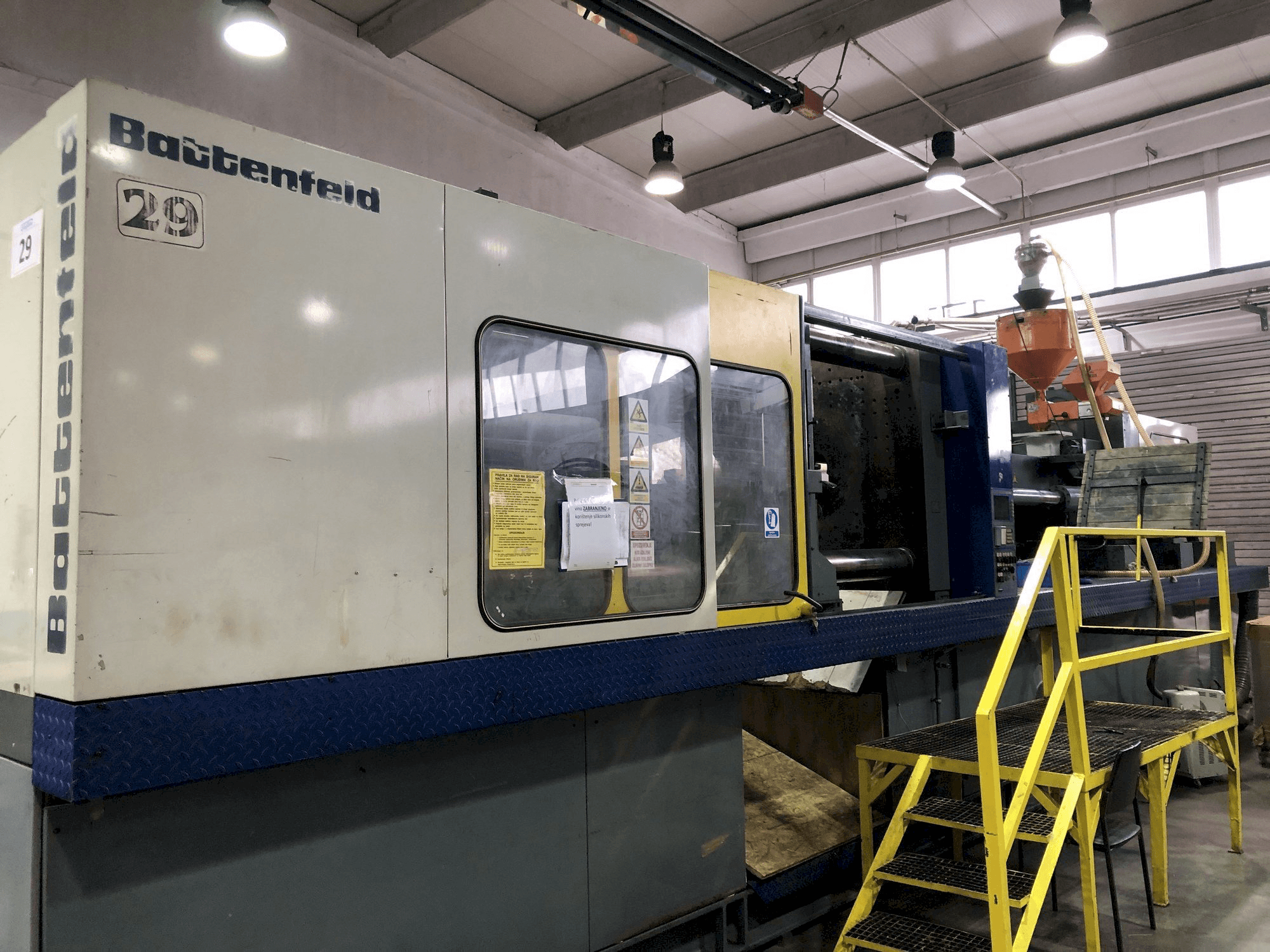 Masina Battenfeld BA-T 6500/6300 eestvaade