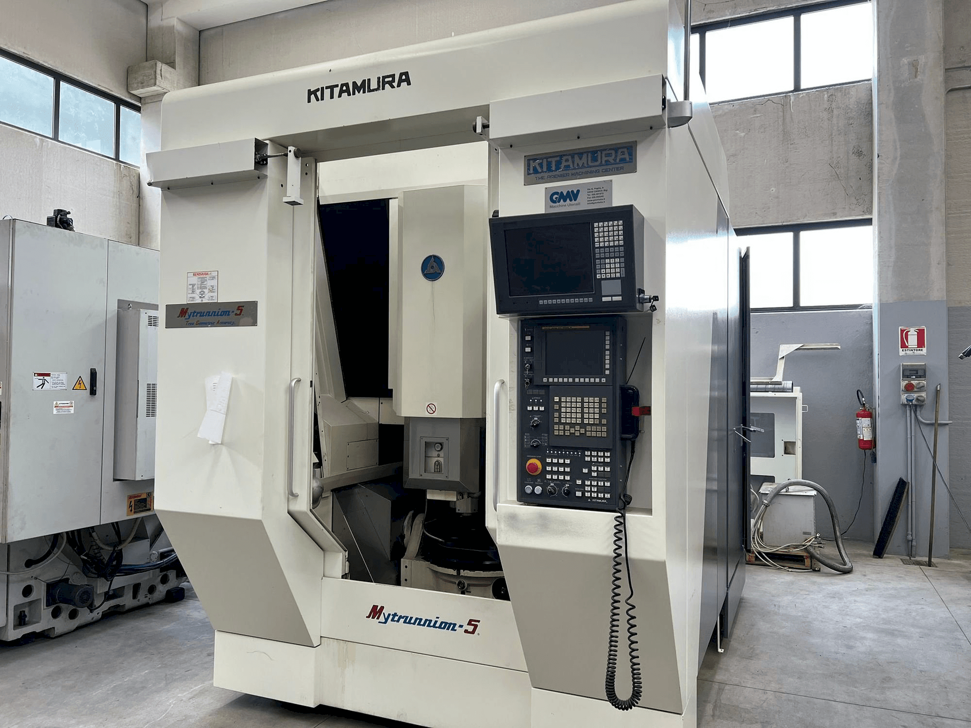 Masina Kitamura Mytrunnion 5 eestvaade