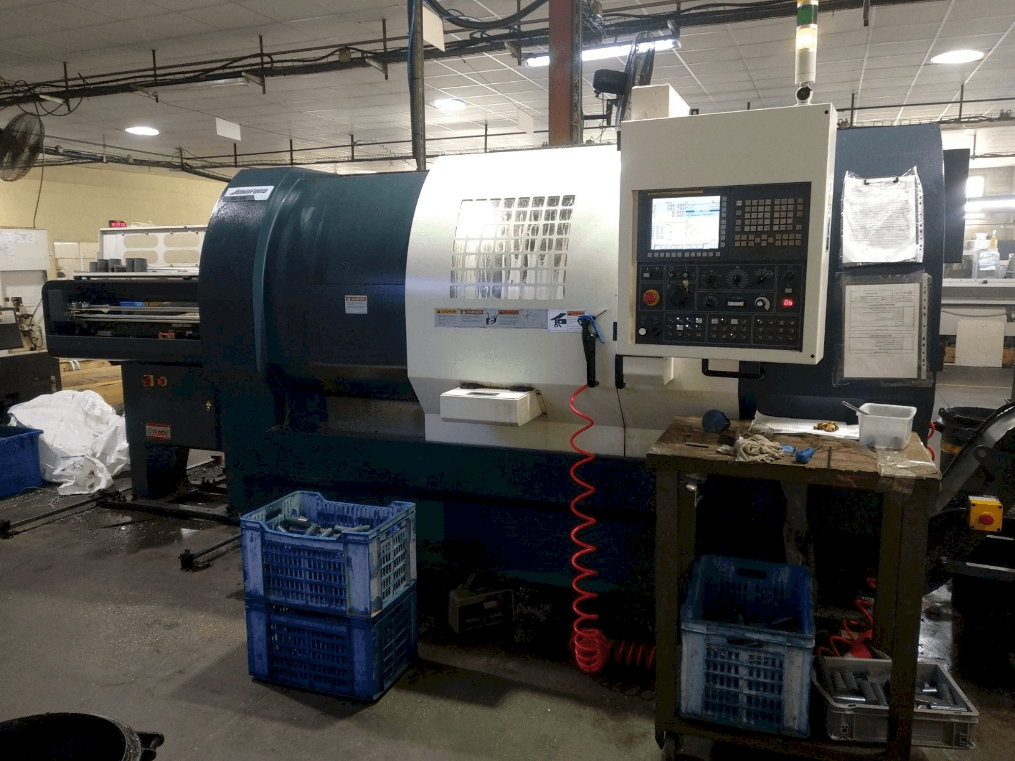 Masina Johnford SL-40 eestvaade