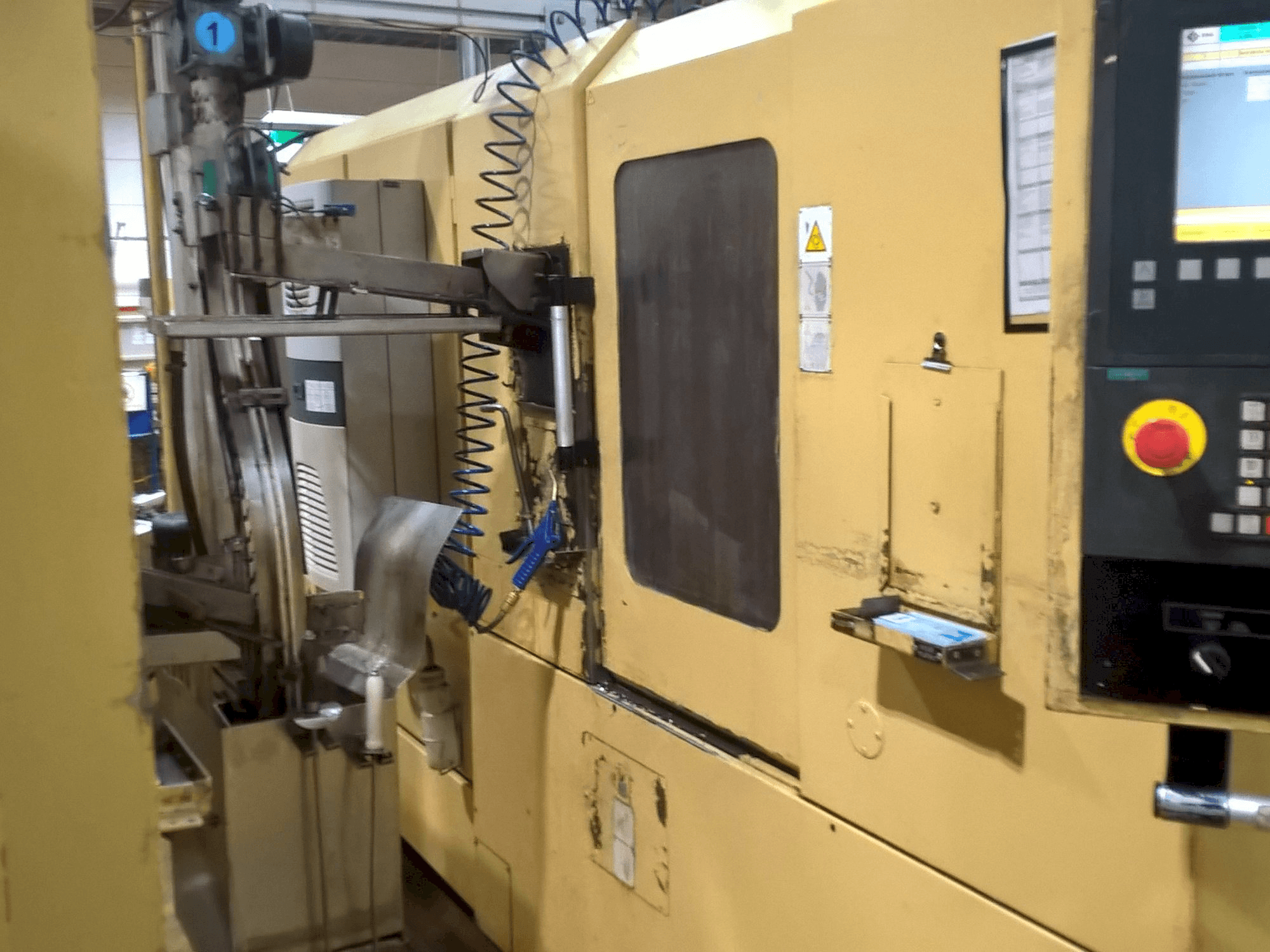 Masina TAJMAC-ZPS SAL 100/4 parema külje vaade