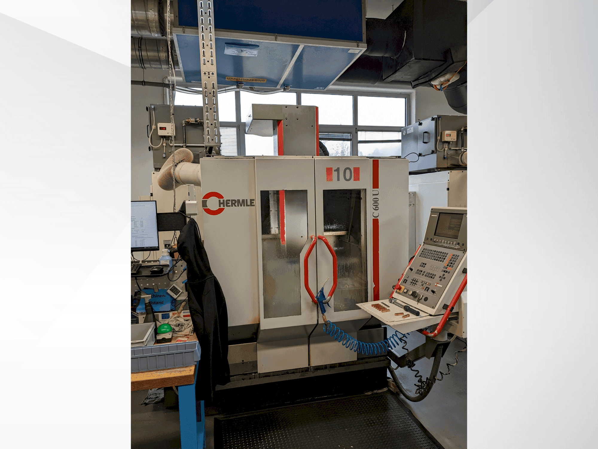 Masina HERMLE C600U eestvaade