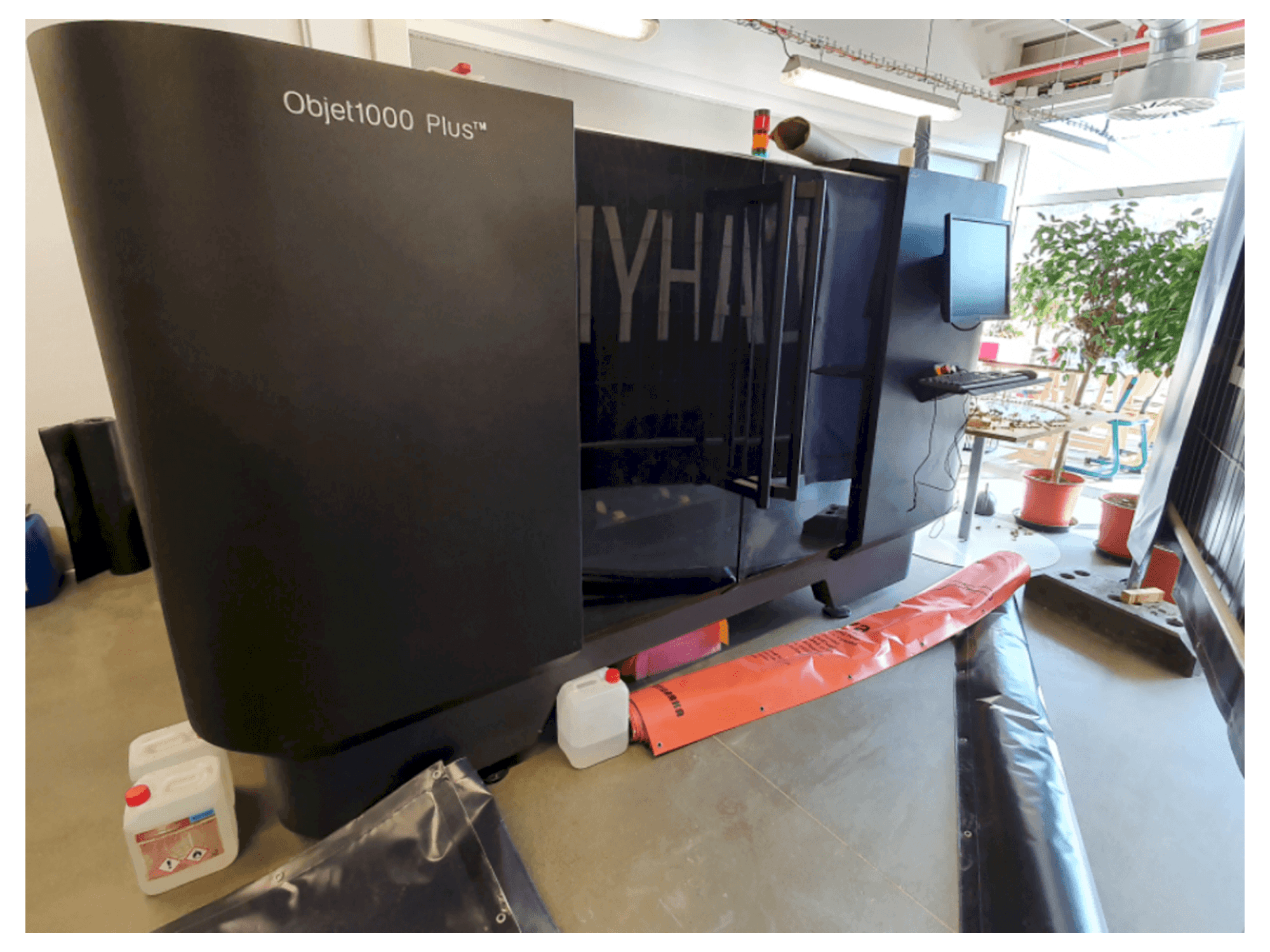 Masina Stratasys Objet 1000 Plus eestvaade