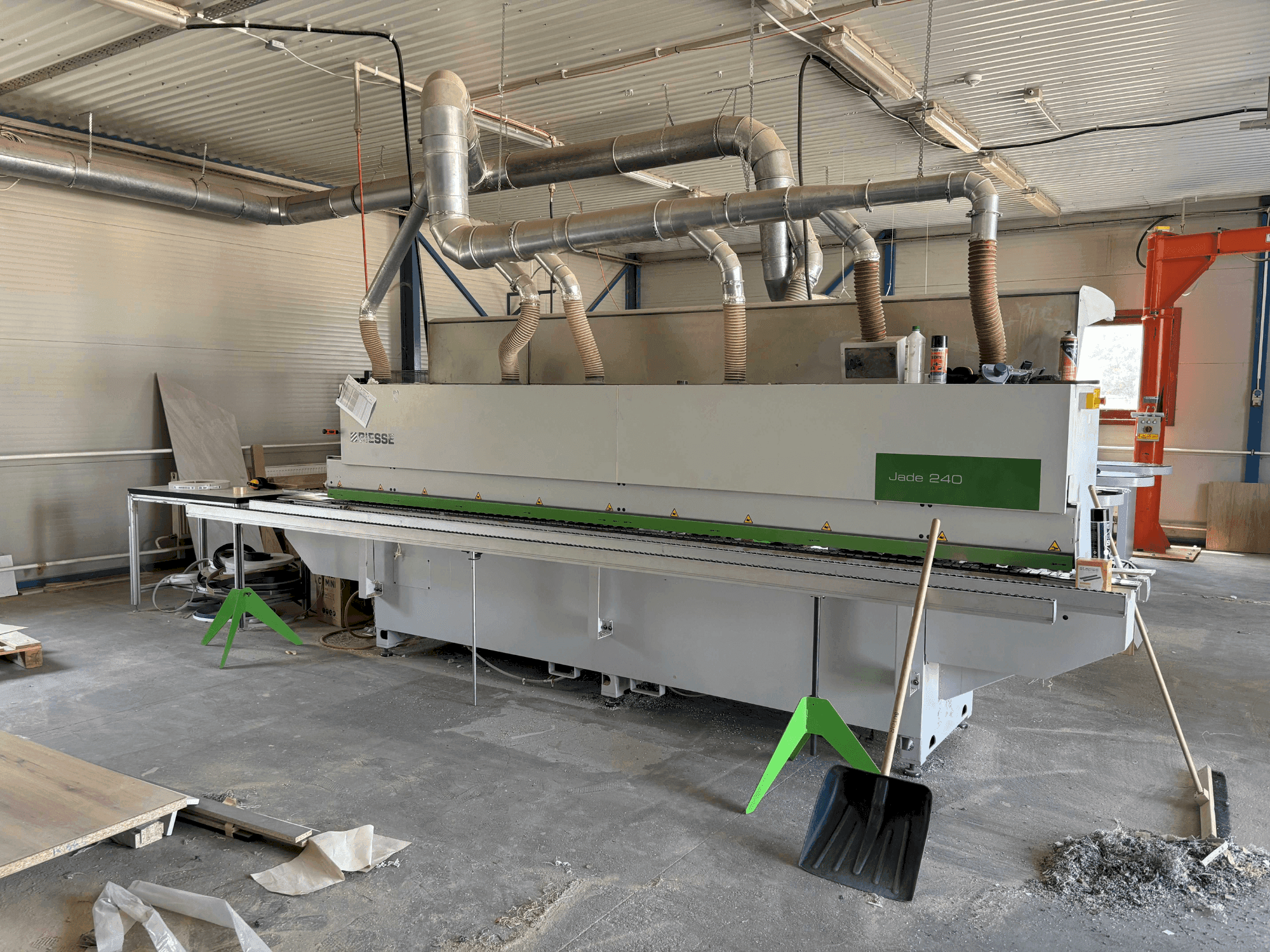 Masina BIESSE Jade 240 eestvaade