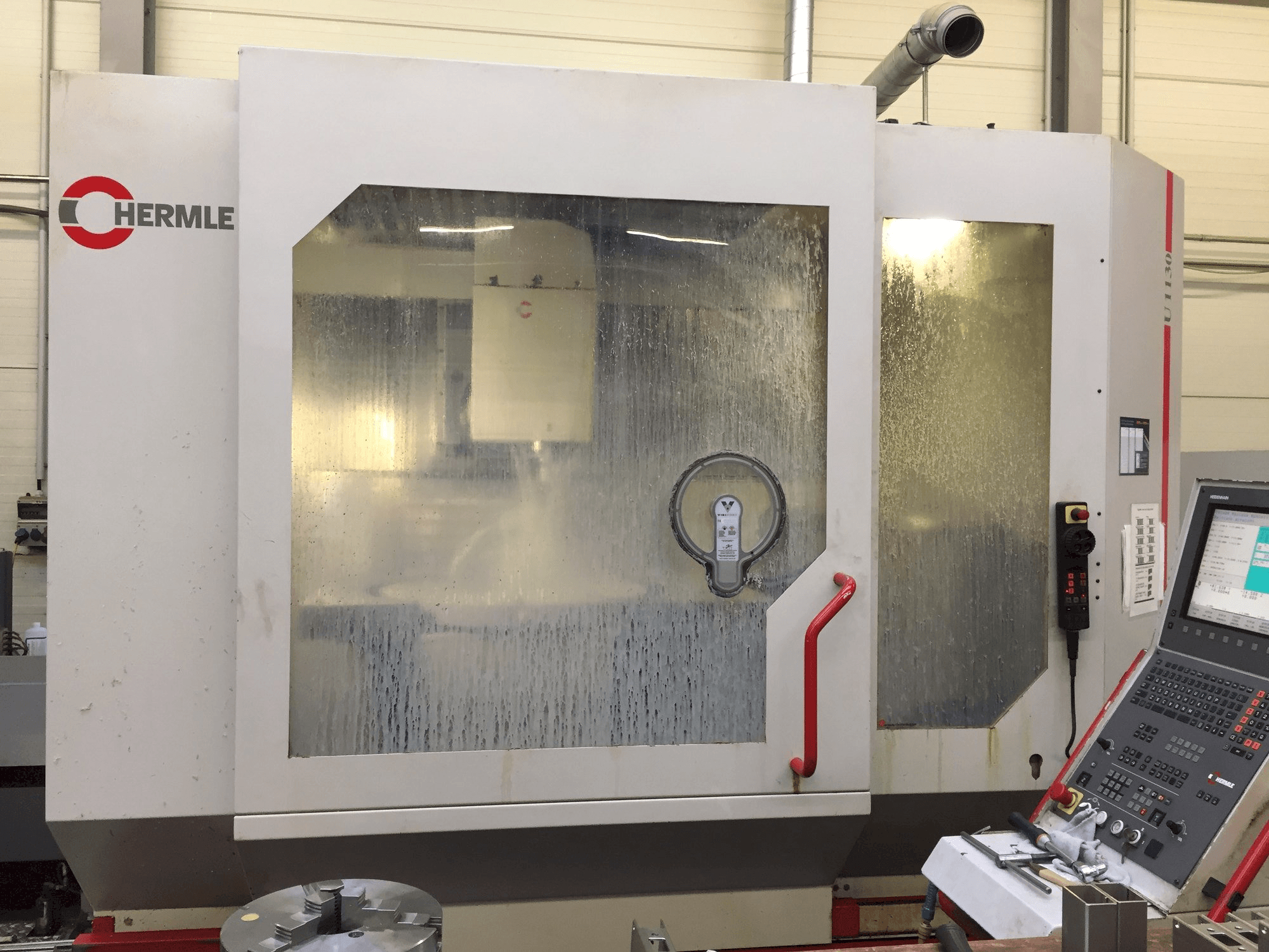 Masina HERMLE U1130 eestvaade