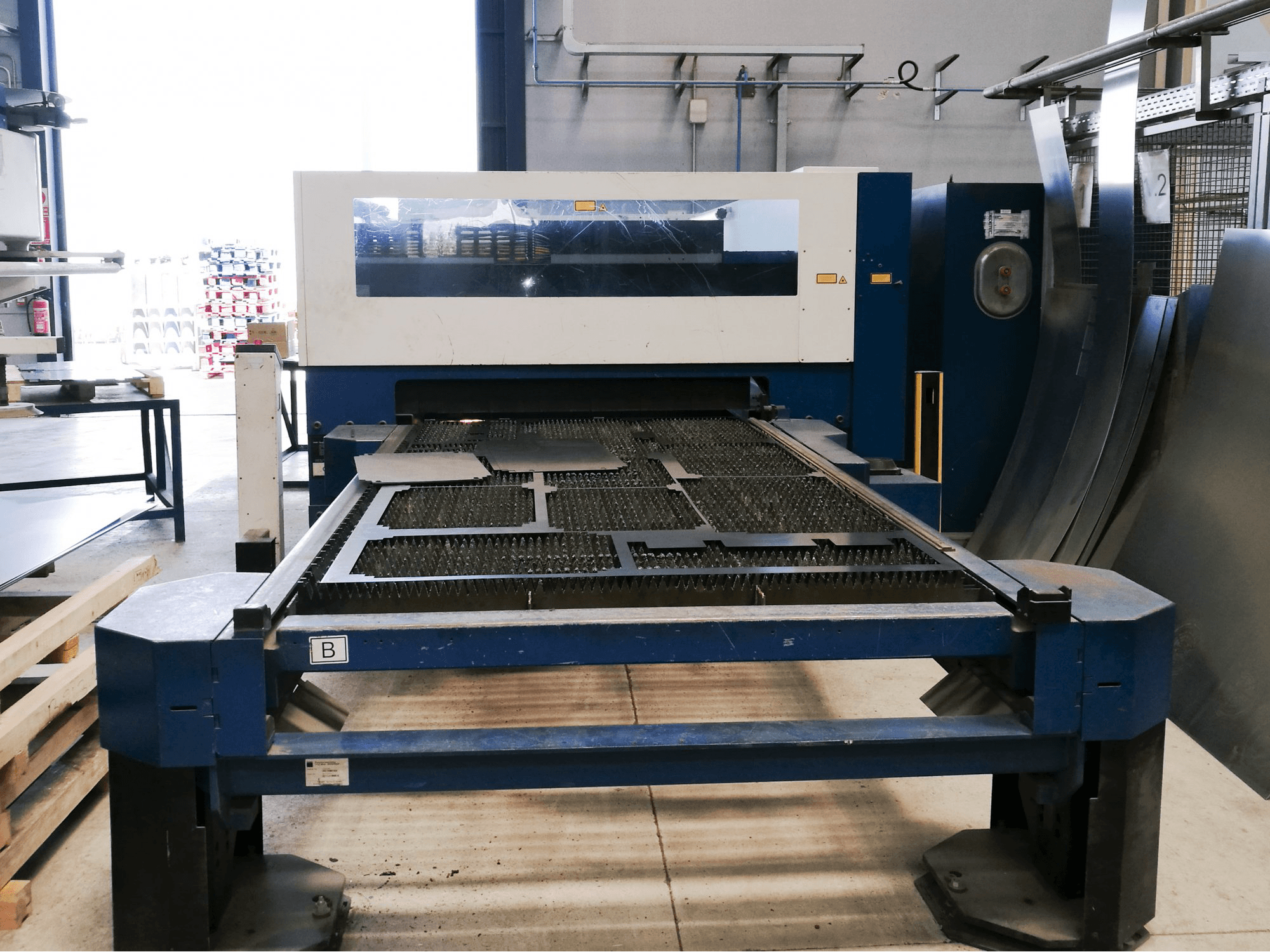 Masina Trumpf TruLaser 3530 eestvaade