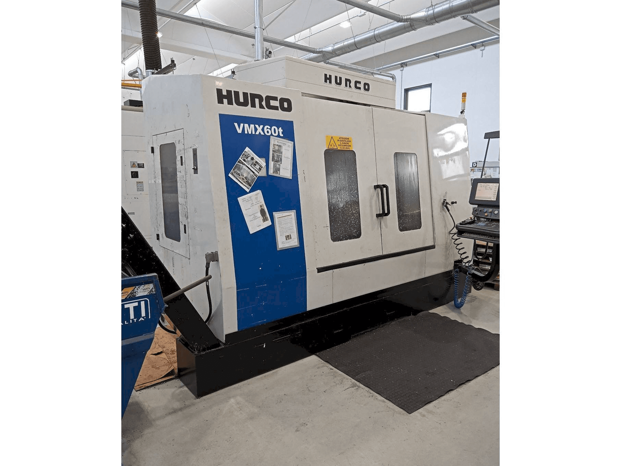 Masina Hurco VMX 60T eestvaade