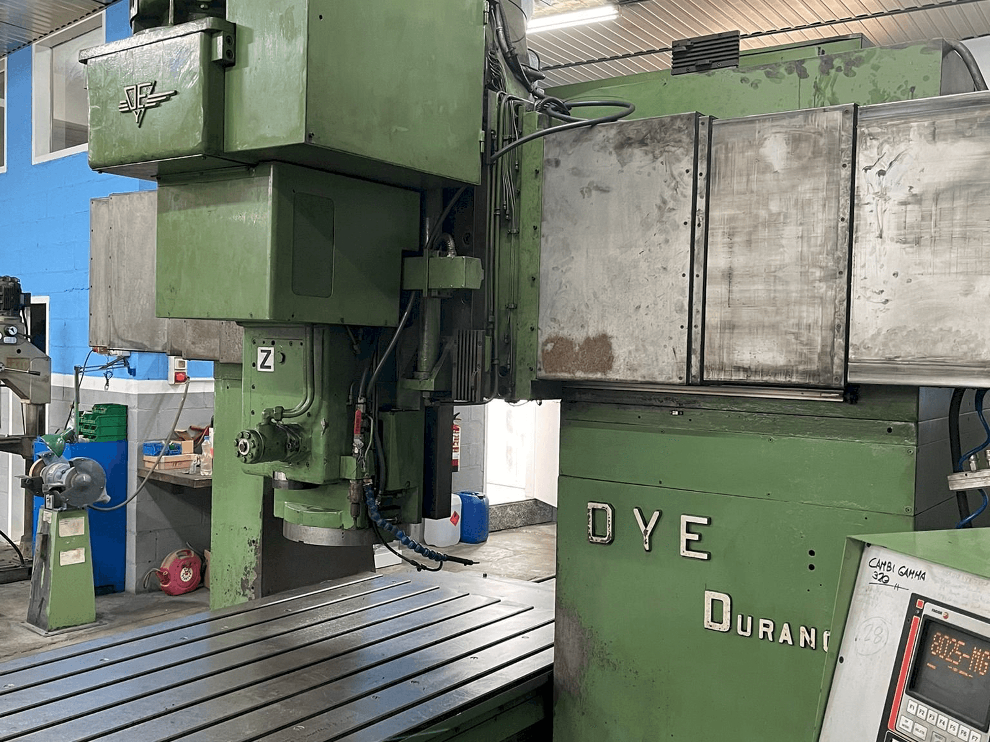 Masina DYE FBF-C-N/C eestvaade