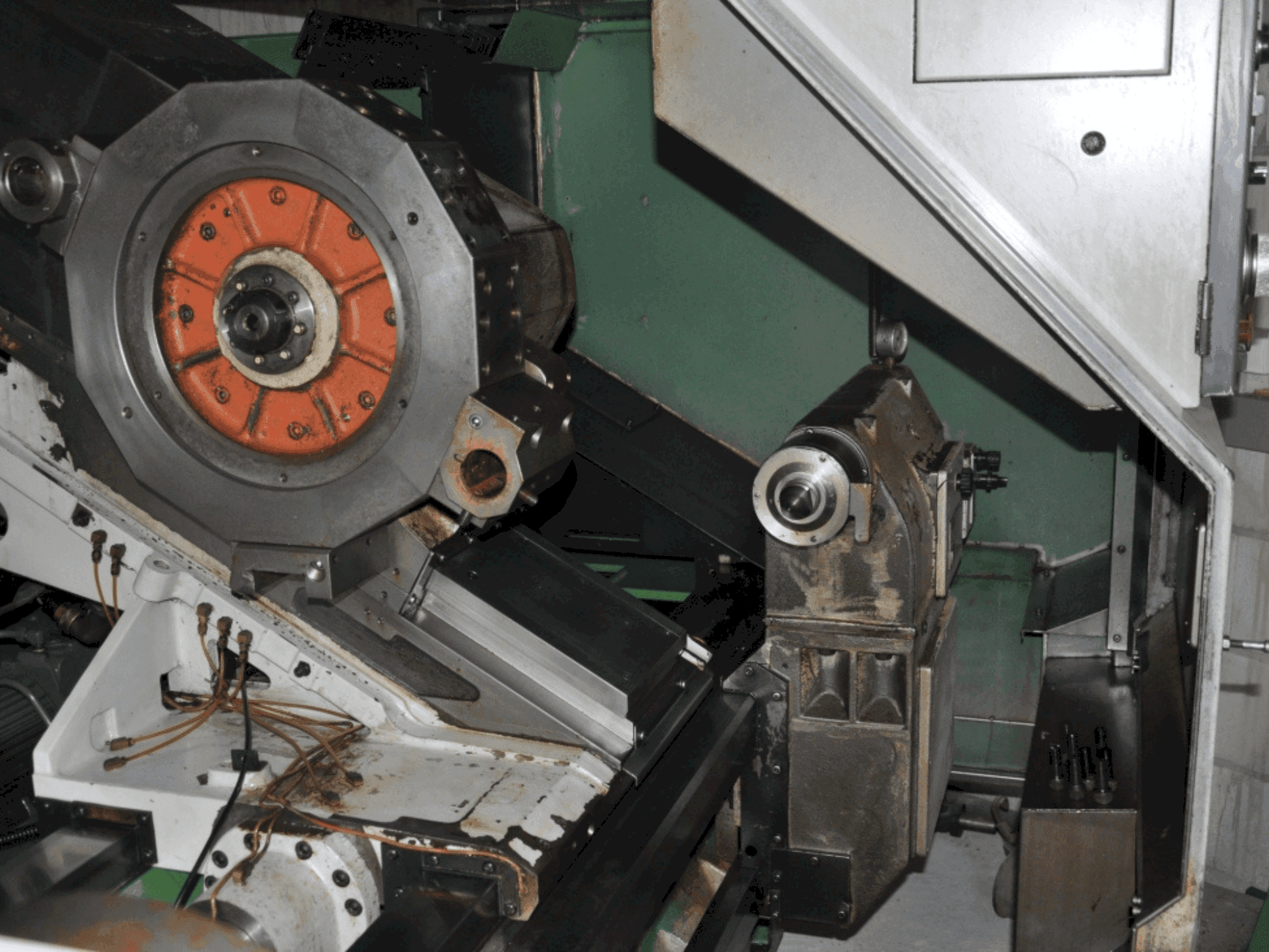 Masina Mazak QT 35 N x 1000 eestvaade