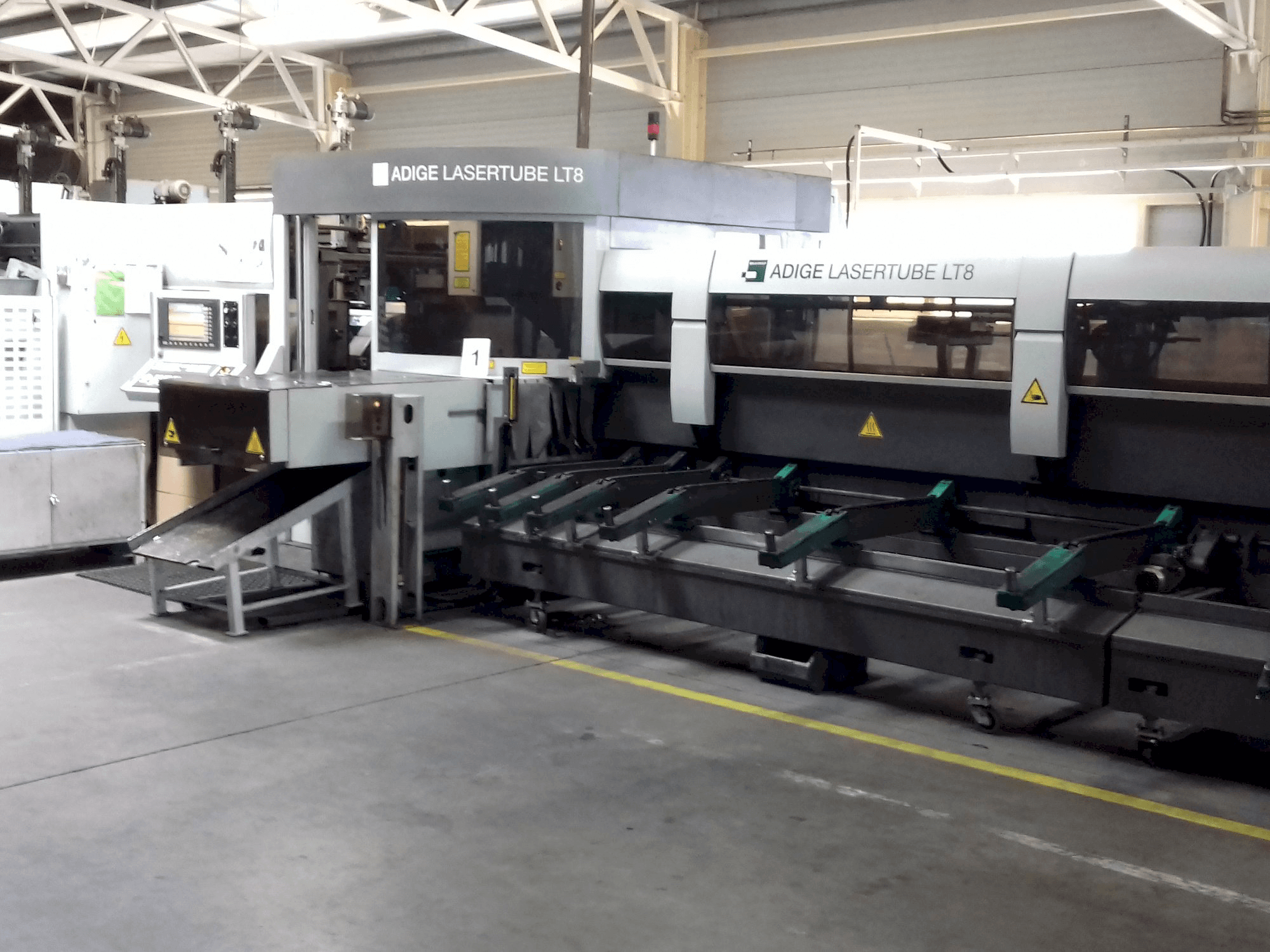 Masina ADIGE LT 8 eestvaade