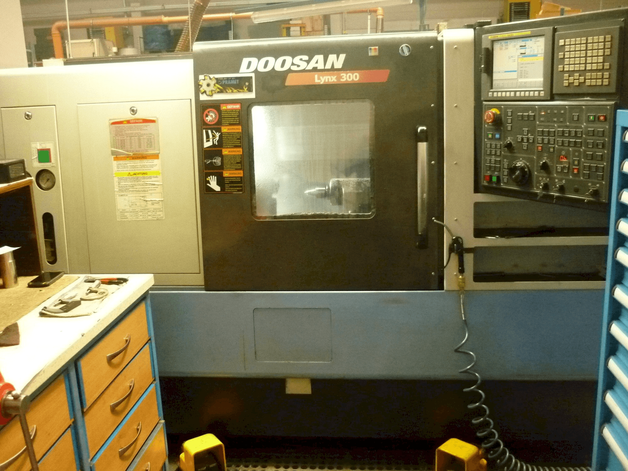 Masina Doosan LYNX 300 eestvaade