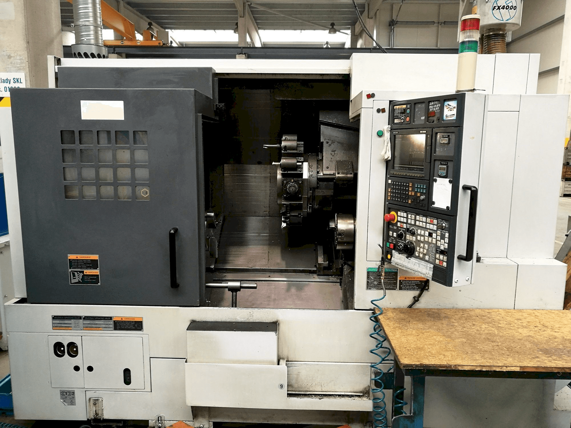Masina MORI SEIKI NL 2500 SMC eestvaade