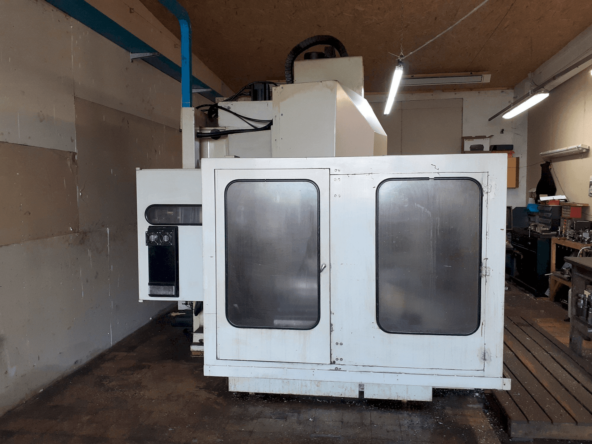 Masina Hurco BMC 50-P eestvaade