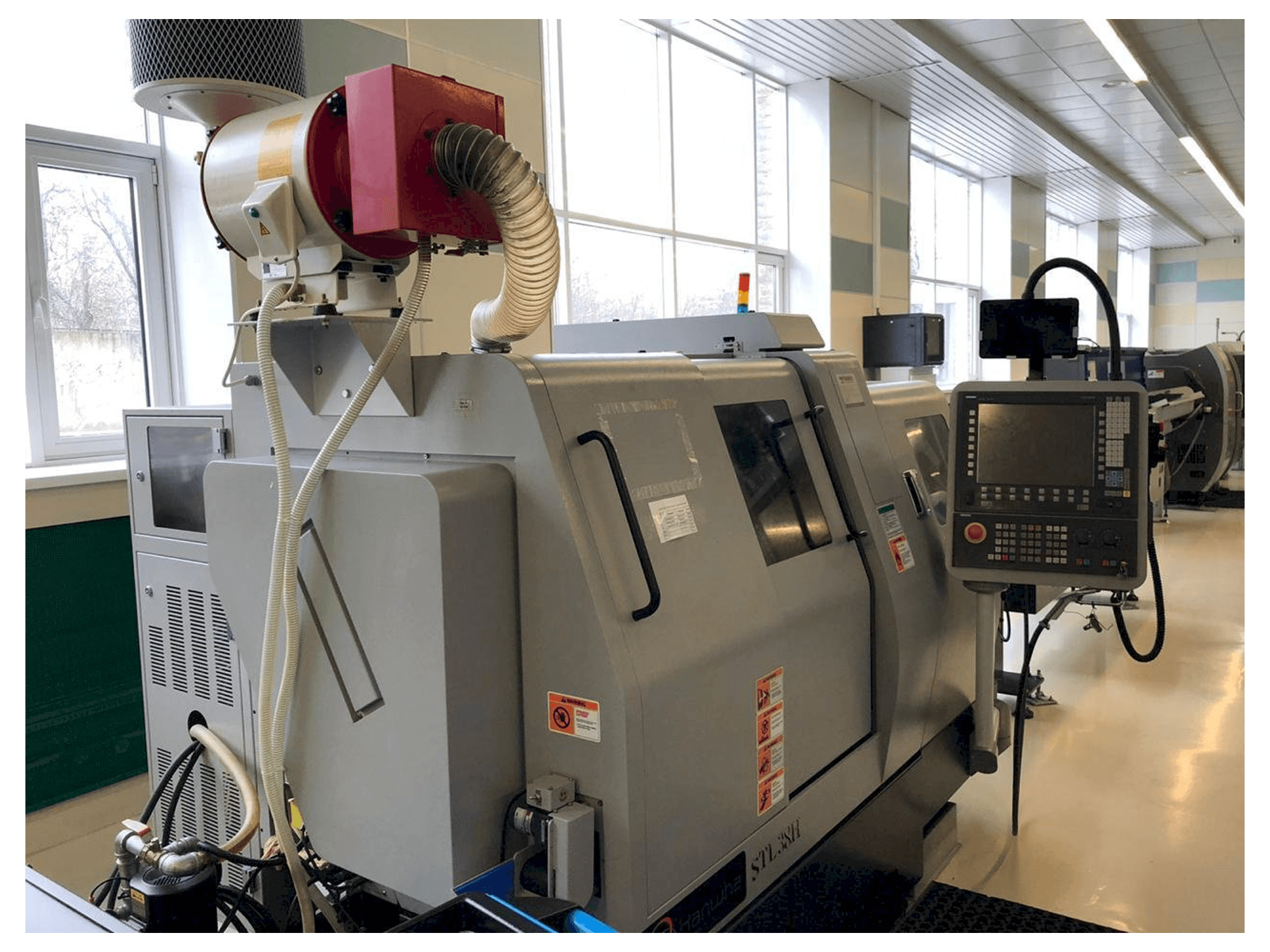 Masina Hanwha STL 38H eestvaade