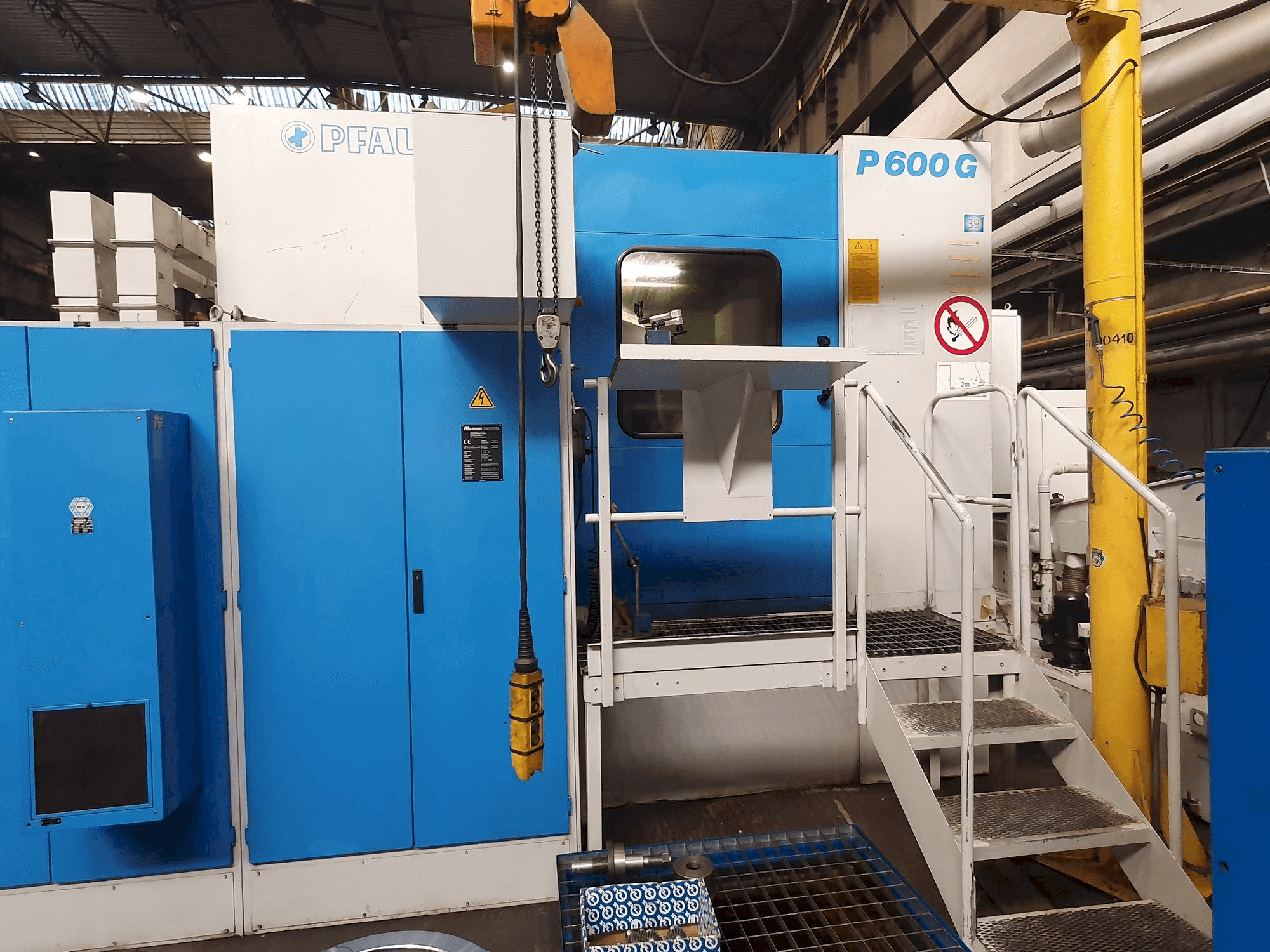 Masina Gleason PFAUTER P 600G eestvaade