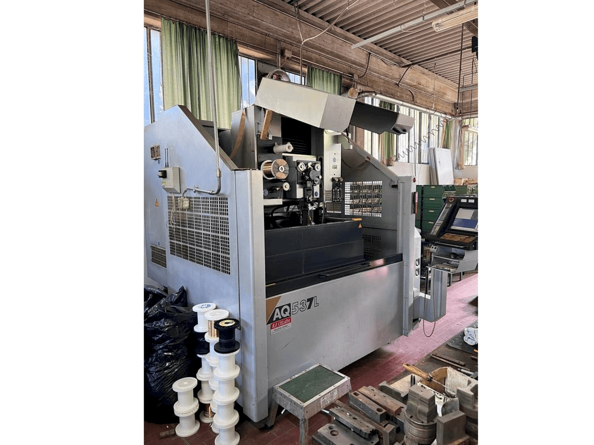 Masina Sodick AQ537L eestvaade