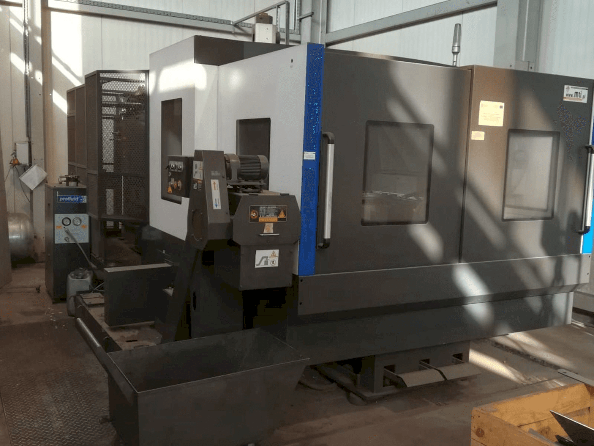 Masina Hyundai Wia KH63G eestvaade