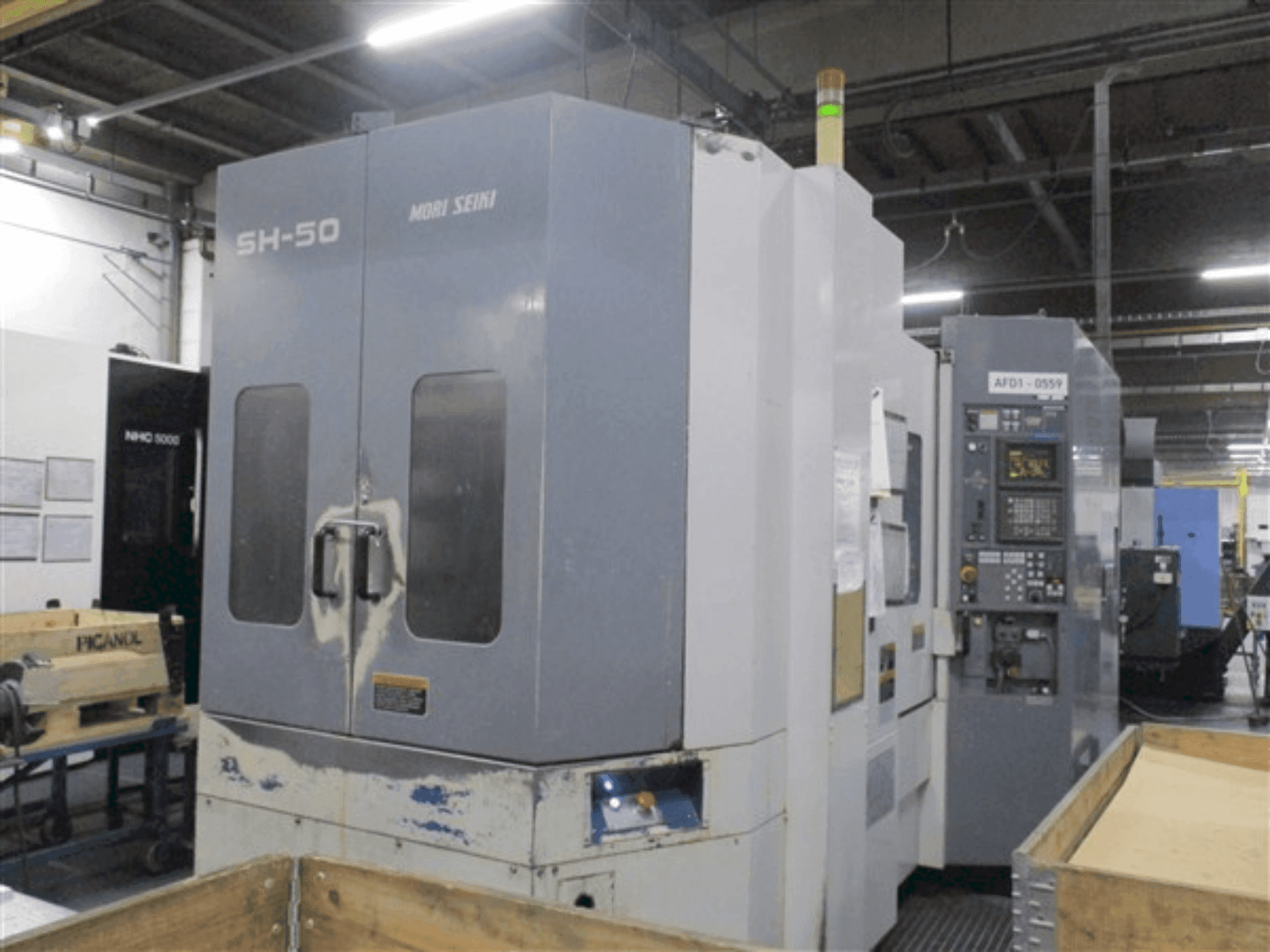 Masina MORI SEIKI SH-50 eestvaade