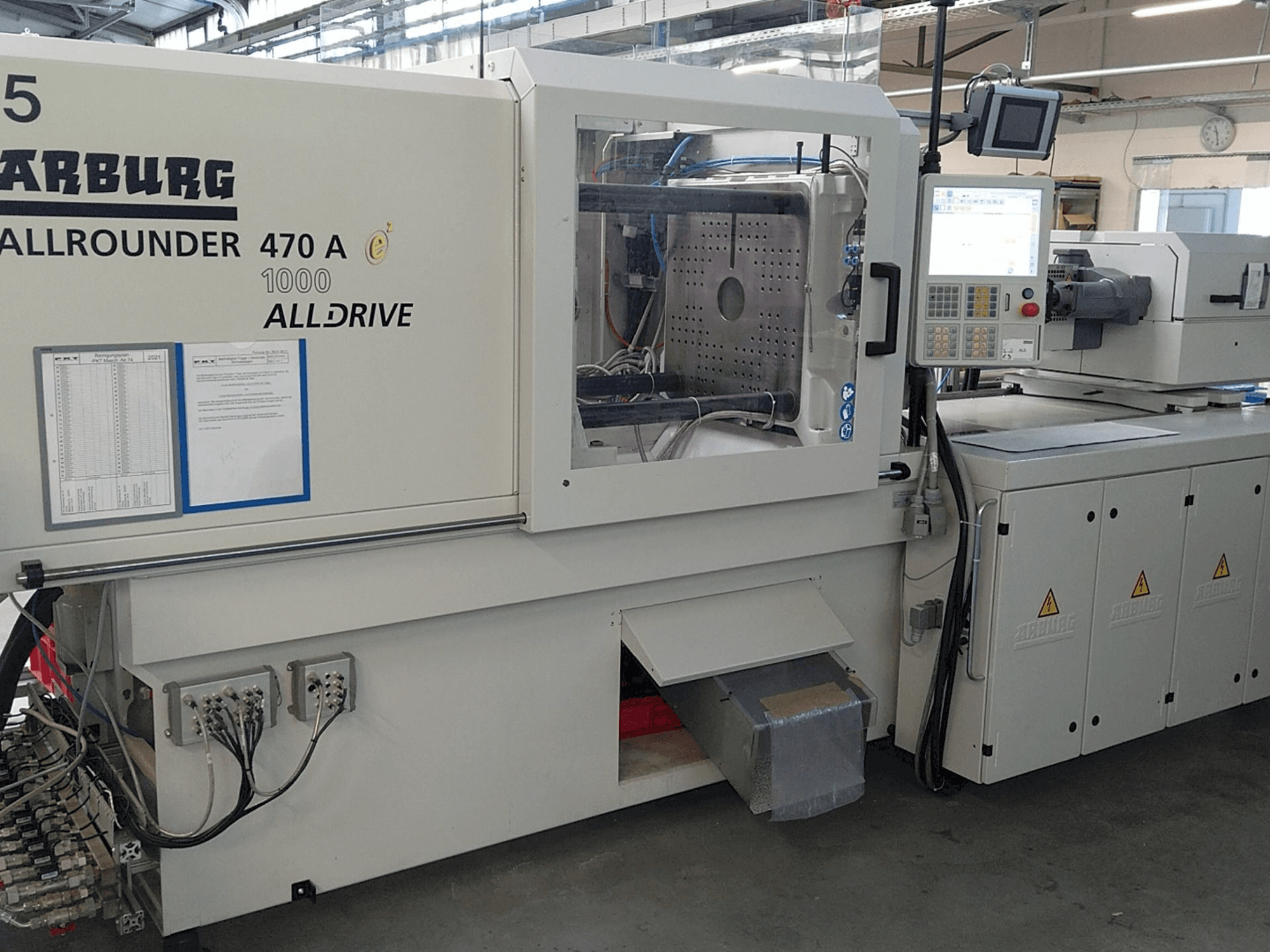 Masina Arburg Allrounder 470 A 1000-400 eestvaade
