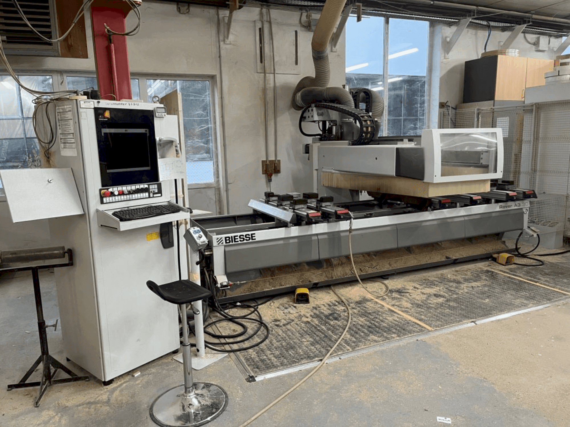 Masina BIESSE ROVER A eestvaade