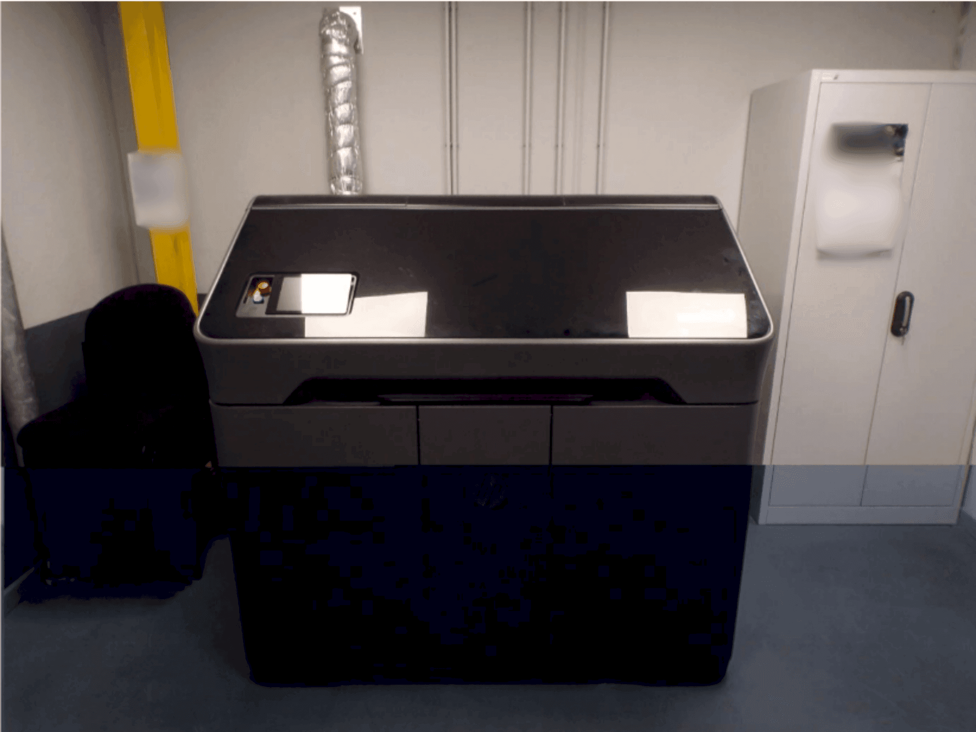 Masina HP Jet Fusion MJF 580 color eestvaade