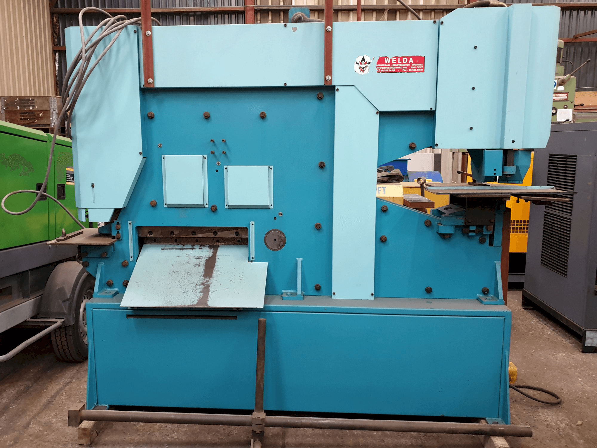 Masina IMS HY 120 eestvaade